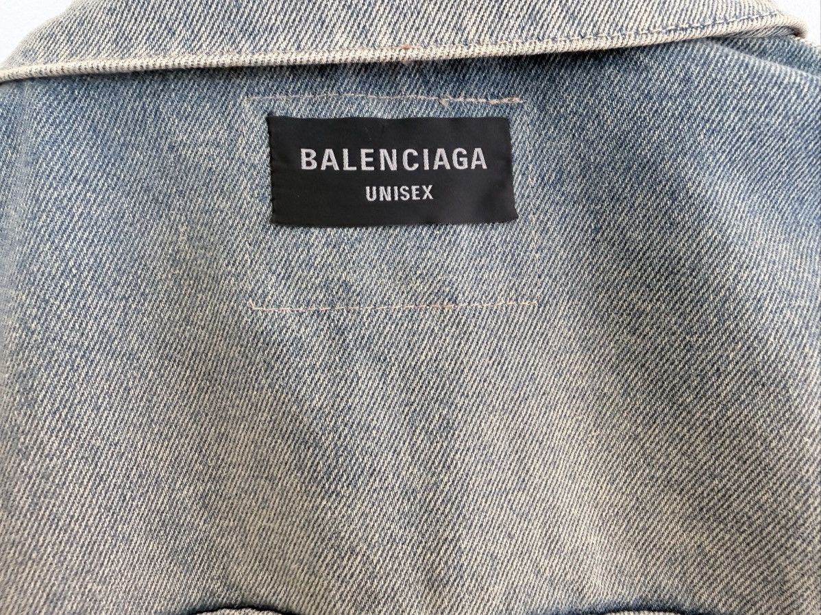 Balenciaga Balenciaga Inside Out Oversize Denim Jacket Reversible Size US S / EU 44-46 / 1 - 13 Thumbnail
