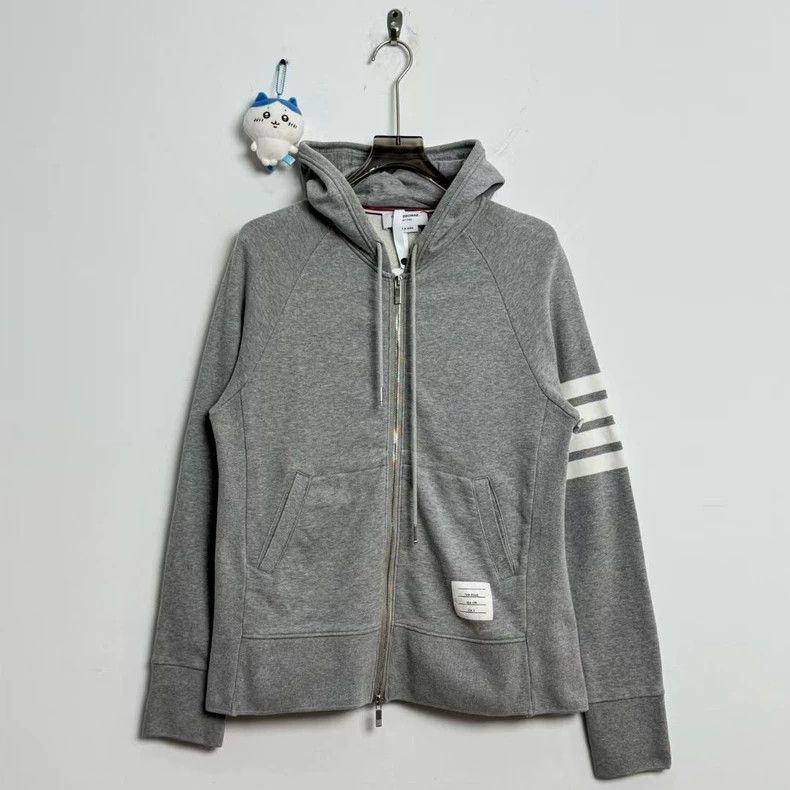 Thom Browne Thom Browne size4 Gray four stripe zip hoodie Size US XL / EU 56 / 4 - 1 Thumbnail