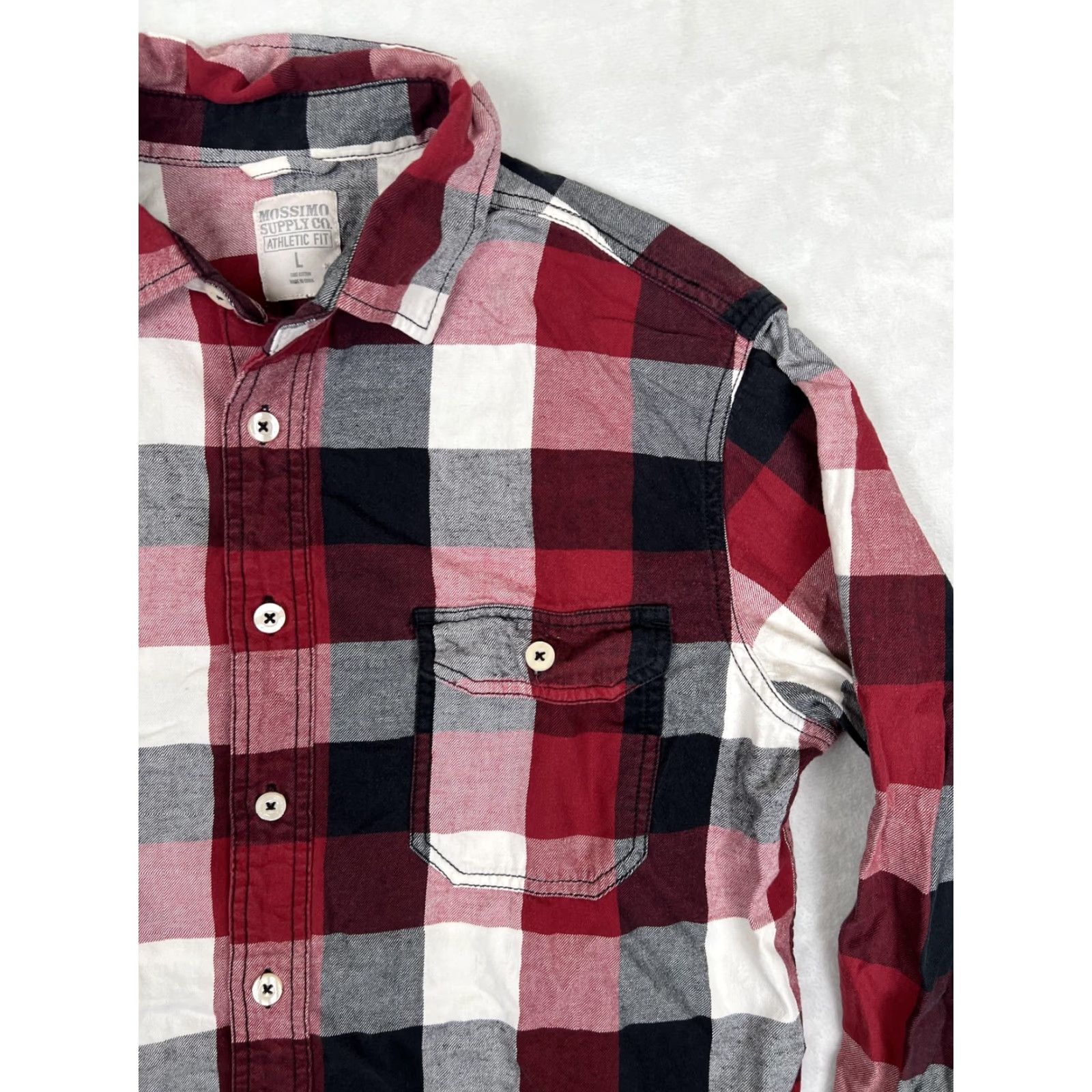 Mossimo Mossimo Supply Co Shirt Mens L Red Plaid Flannel Long Sleeve Button Up Athletic Fit Size US L / EU 52-54 / 3 - 2 Thumbnail