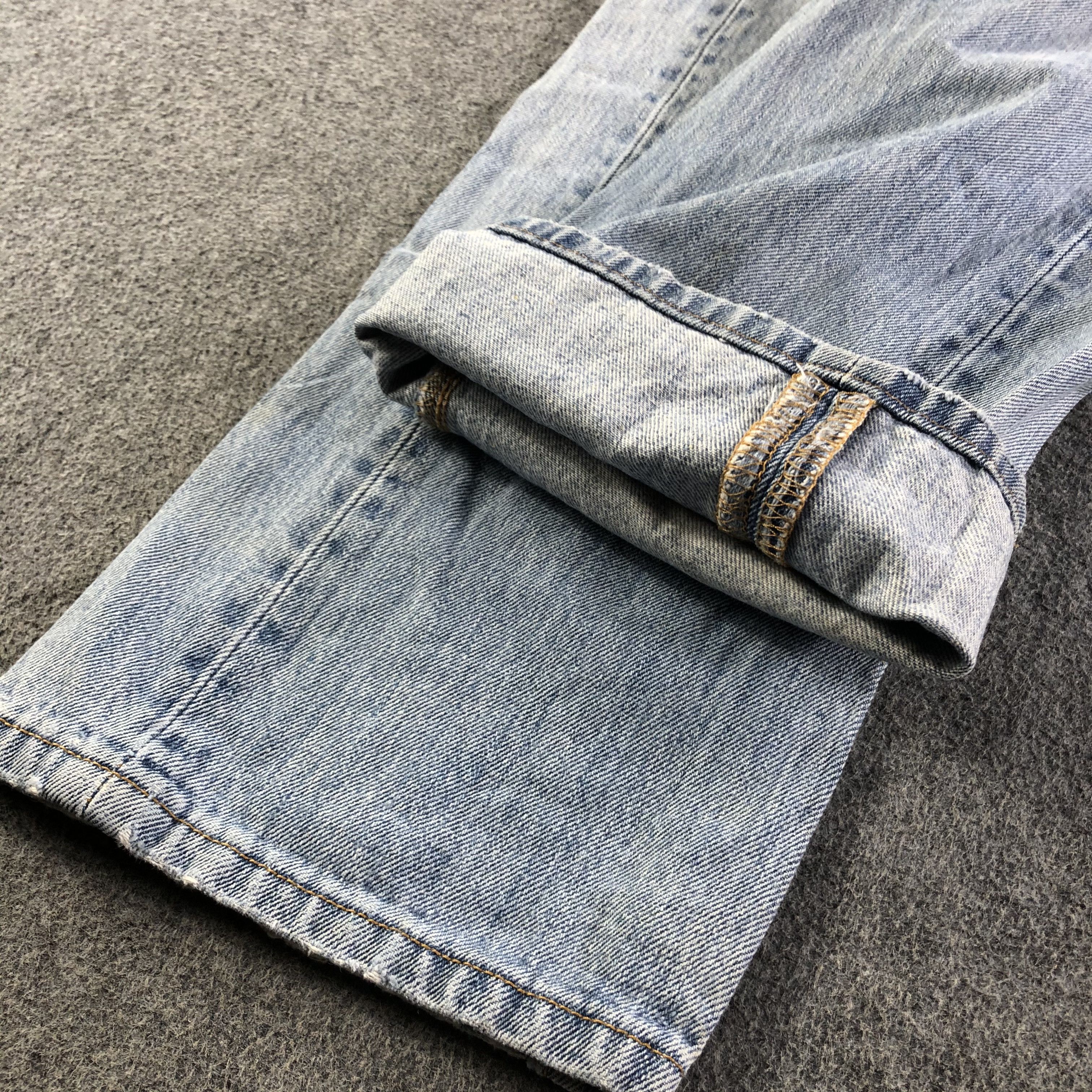 Levi's Vintage Light Wash Levis 501 Jeans-J3340 Size US 31 - 7 Thumbnail
