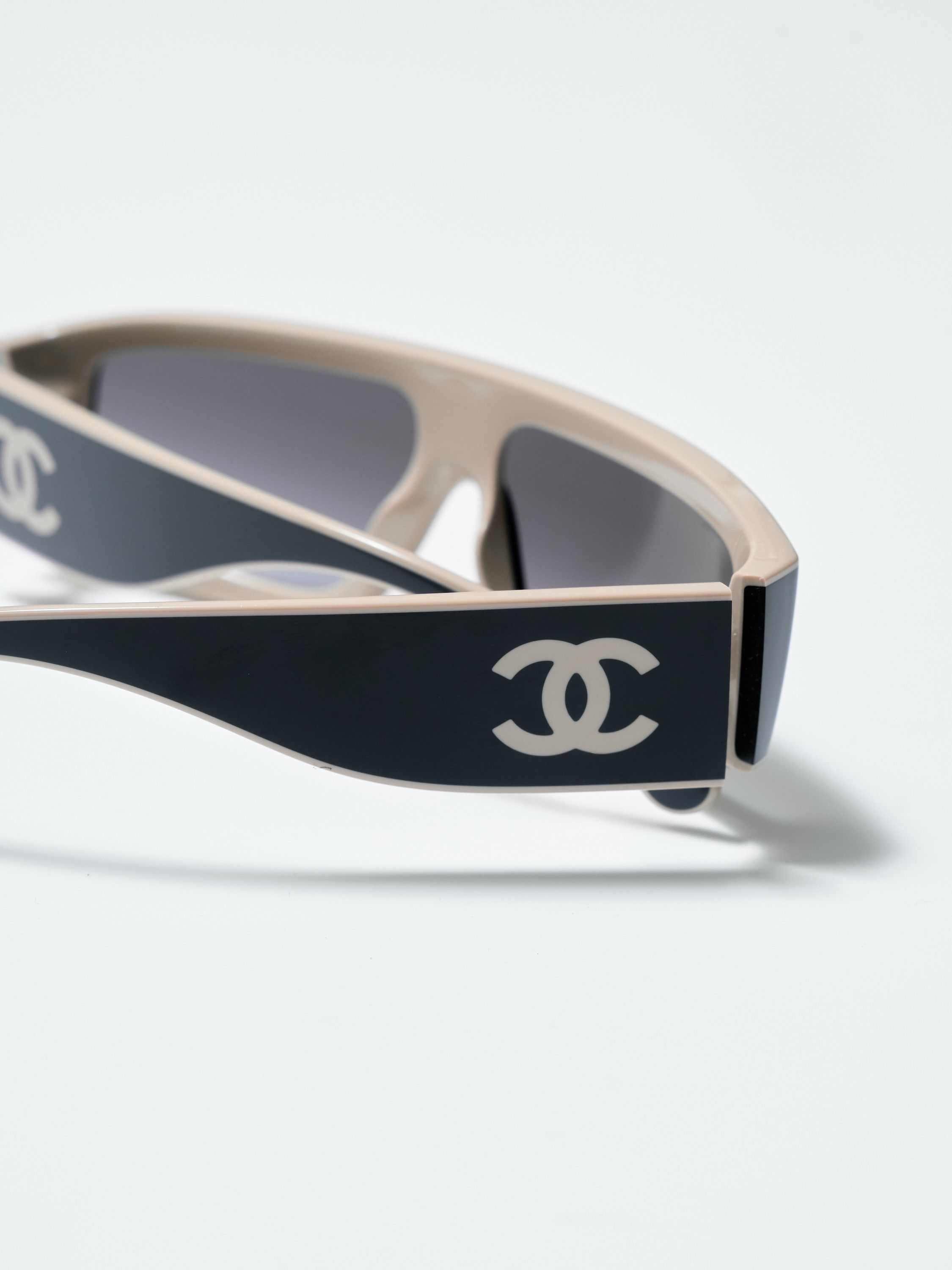 Chanel CHANEL 0CH6057 C534S6 Size ONE SIZE - 7 Thumbnail