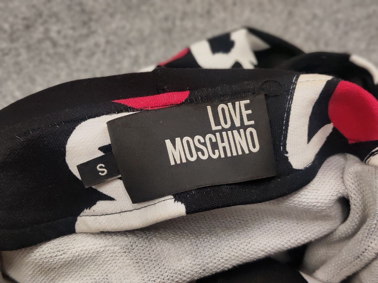 Moschino Love Moschino Authentic Multi Logo Oversized Zip Hoodie Size US S / EU 44-46 / 1 - 18 Thumbnail