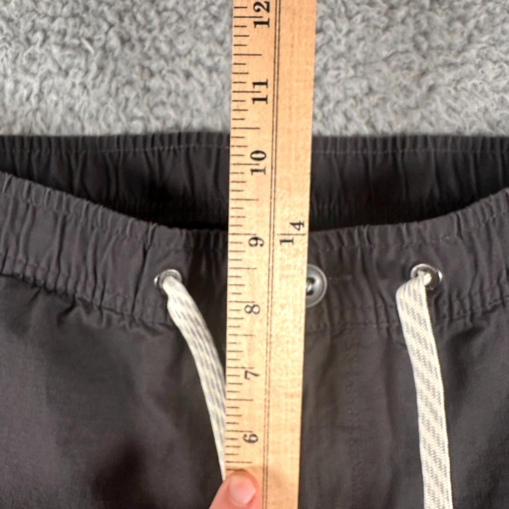 Vuori Pants Mens Small Gray Ripstop Climber Cargo Organic Cotton Blend Pants Slim Chino Regular Fit Pockets Logo Gray Mens