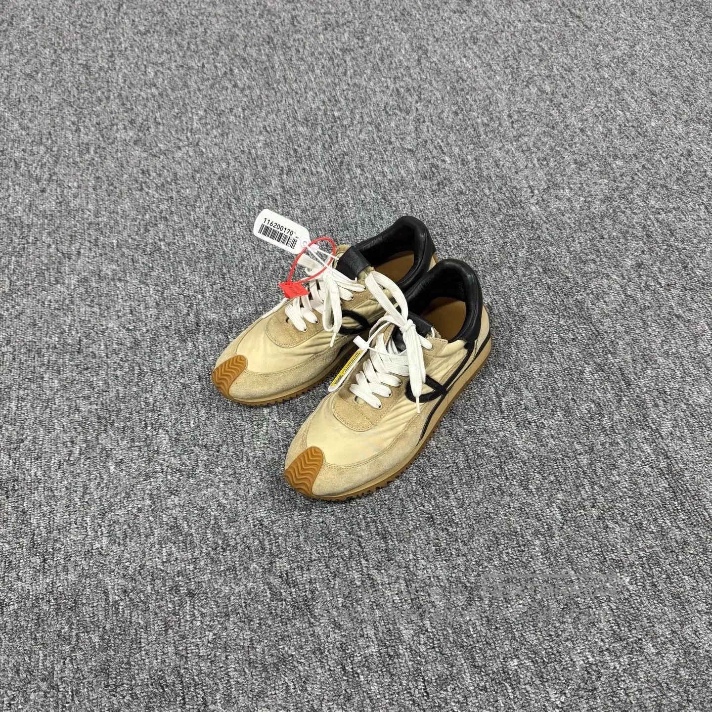 Loewe LOEWE Flow Runner; Lepi; Training Shoes; Agan Shoes| Size US 7 / EU 40 - 1 Thumbnail