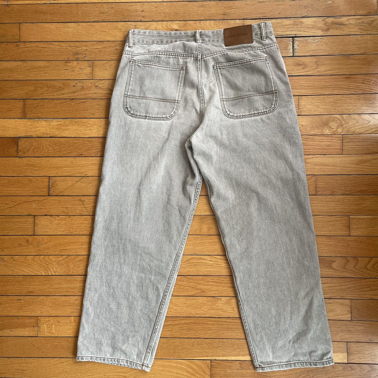 Other Fairly Normal Beige Jeans Size US 32 / EU 48 - 2 Thumbnail