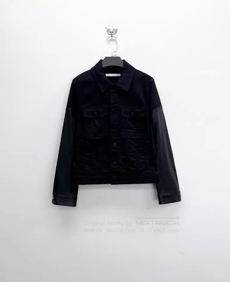 Givenchy Givenchy Black Leather Sleeve Patched Button Logo Denim Ja Size XS / US 0-2 / IT 36-38 - 1 Thumbnail