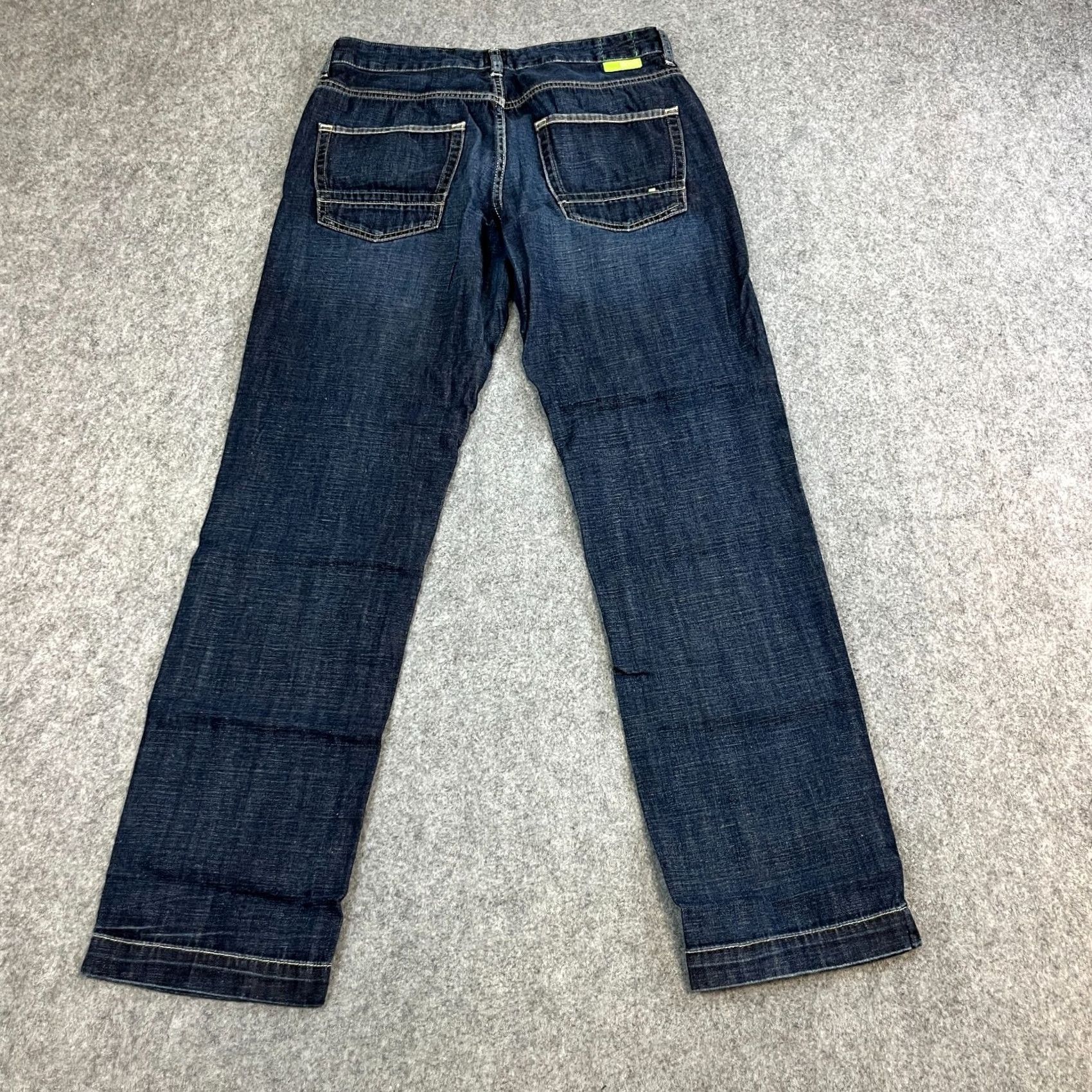 Hugo Boss HUGO BOSS Jeans Regular Tapered 32 32 Dark Wash Blue Green Label Cotton jeans Men 5-Pocket Denim Dark Wash 32 in Inside Leg 32 in Mens Jeans Size US 32 / EU 48 - 2 Thumbnail