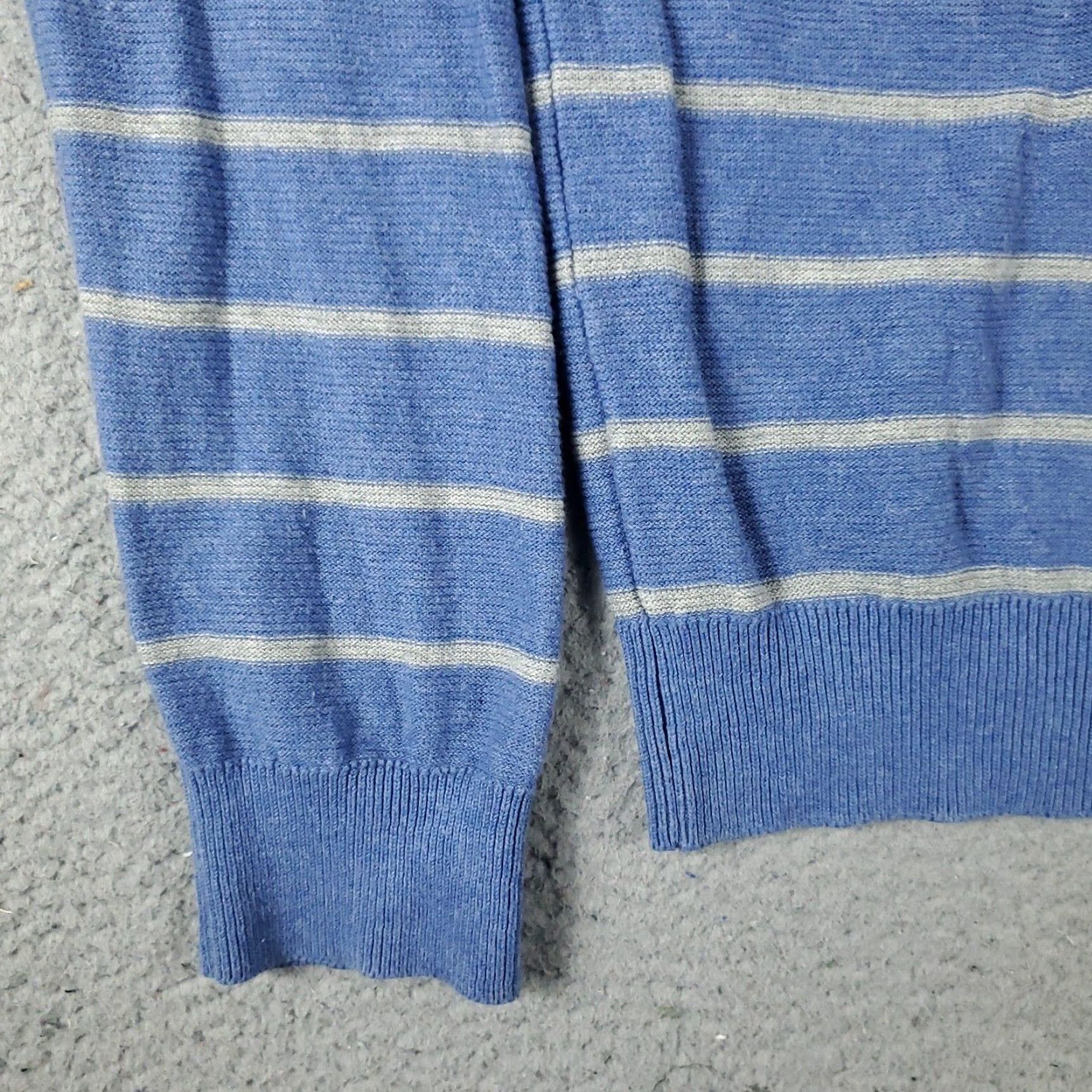 Nautica Nautica Striped V Neck Sweater Mens Medium Blue Gray Pullover Cotton Cable-Knit Business Casual Size US M / EU 48-50 / 2 - 4 Thumbnail
