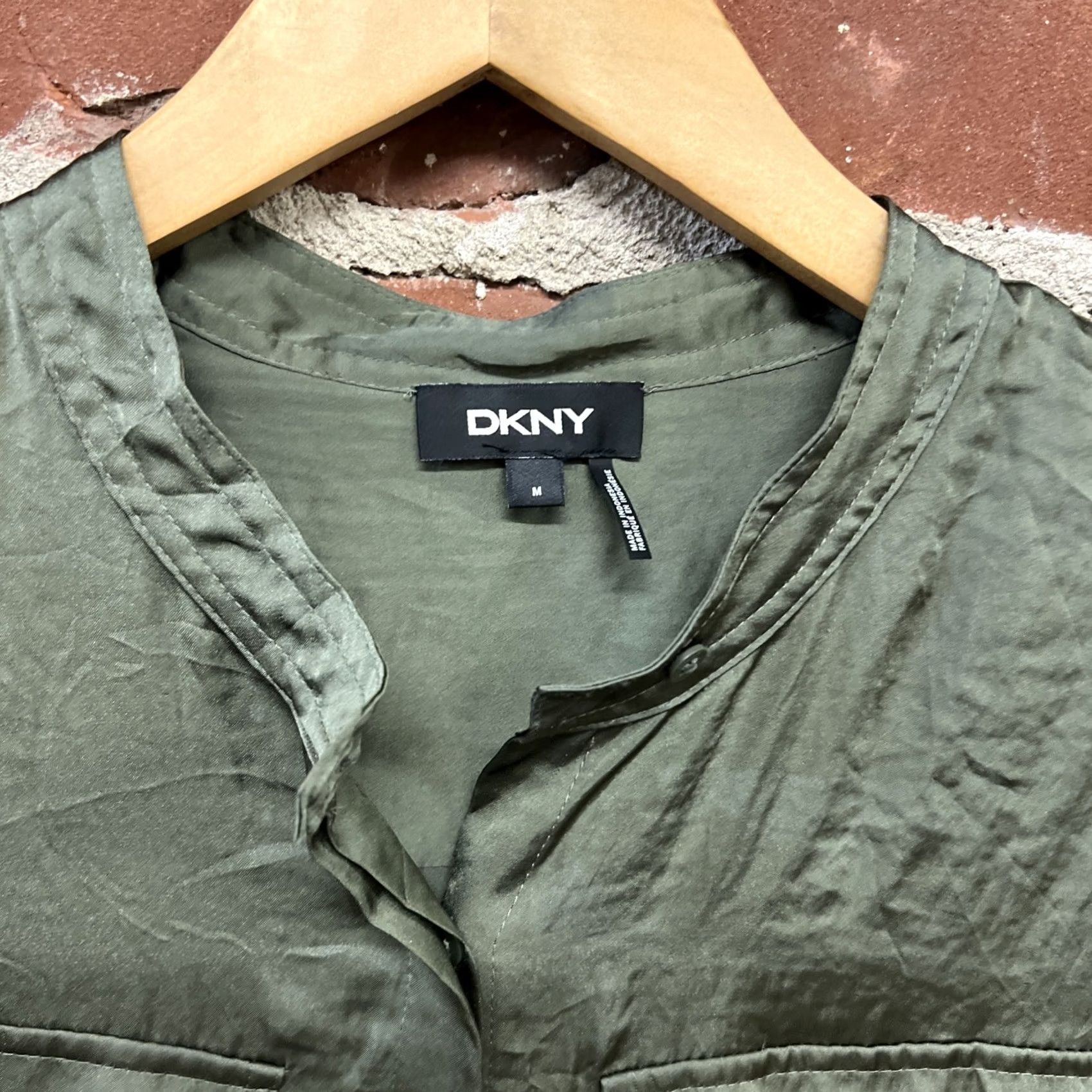 DKNY DKNY Jumpsuit Green Size Medium Womens Adjustable Sleeves Mock Turtleneck Casual Lightweight Polyester Logo Classic 90s Style Boys? Size 32" / US 10 / IT 46 - 3 Thumbnail