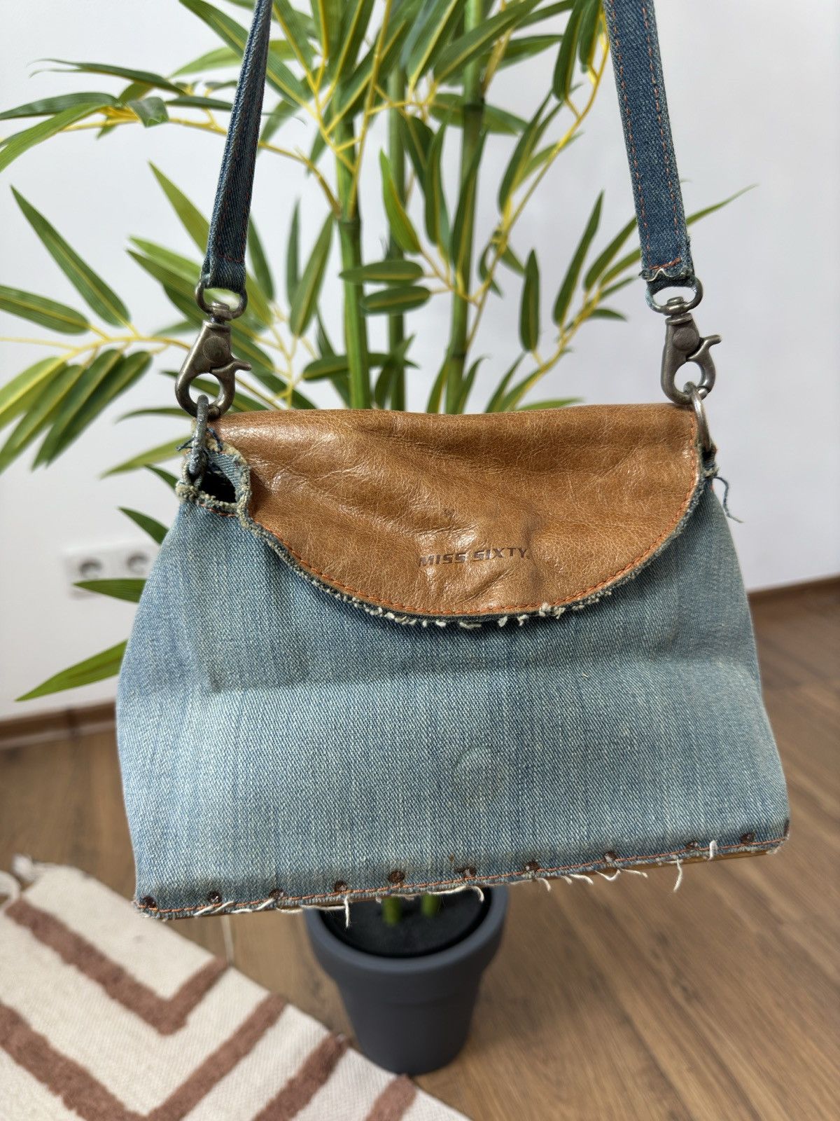 Miss Sixty VINTAGE MISS SIXTY 2000s WASHED DENIM WOODEN BOTTOM BAG Size ONE SIZE - 2 Thumbnail