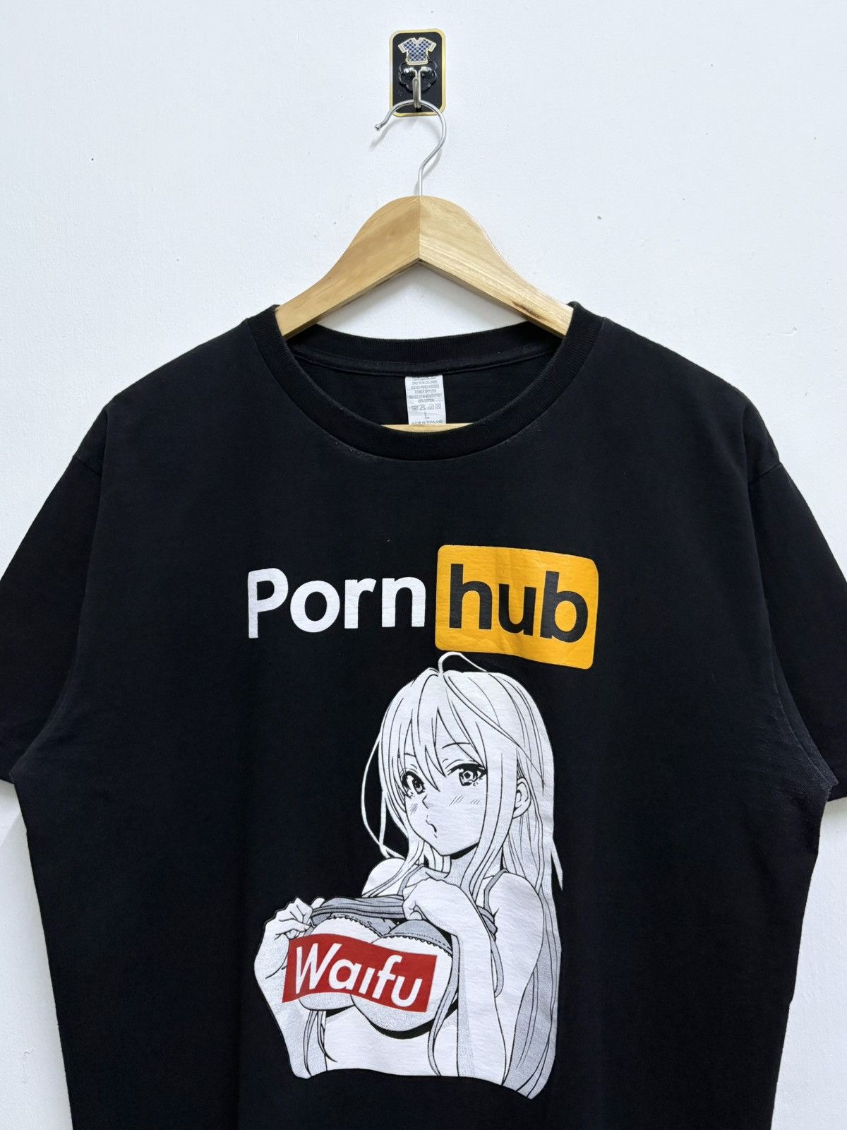 Hot Model Sex 2000's Porn Hub / Hentai - Anime XXX Big Boob Squirt T-Shirt Size US L / EU 52-54 / 3 - 3 Thumbnail