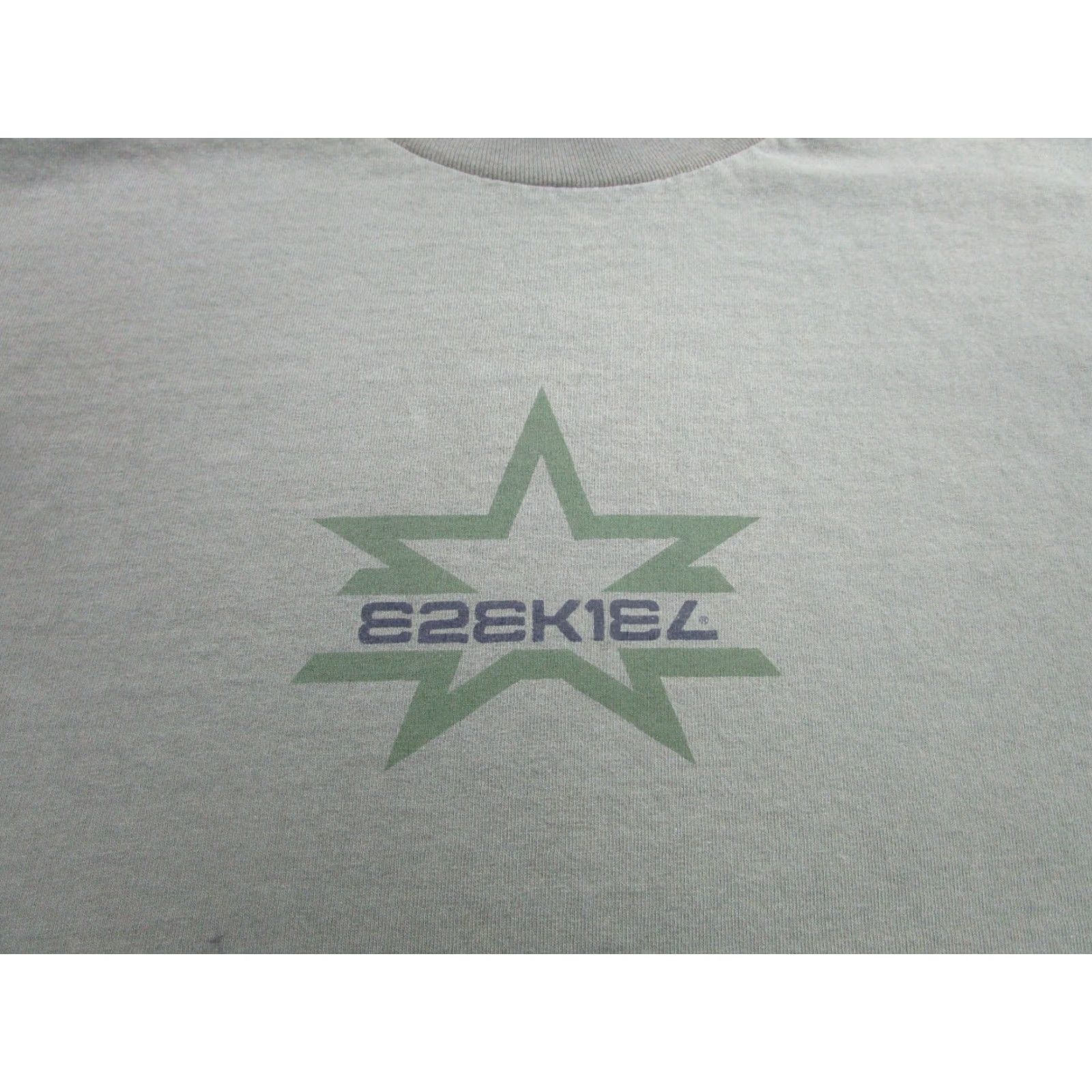 Vintage VINTAGE Ezekiel Shirt Mens L Green T-Shirt Crew Neck Short Sleeve USA Cotton Size US L / EU 52-54 / 3 - 4 Thumbnail
