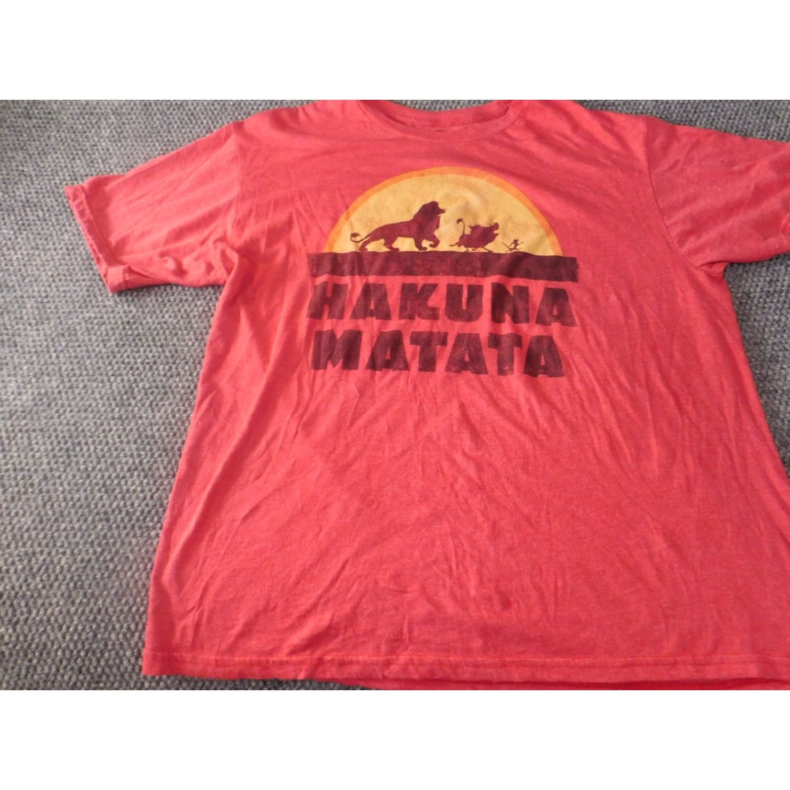Disney Disney Lion King Mens T-Shirt XL Red Crew Neck Short Sleeve Cotton Knit Size US XL / EU 56 / 4 - 4 Thumbnail
