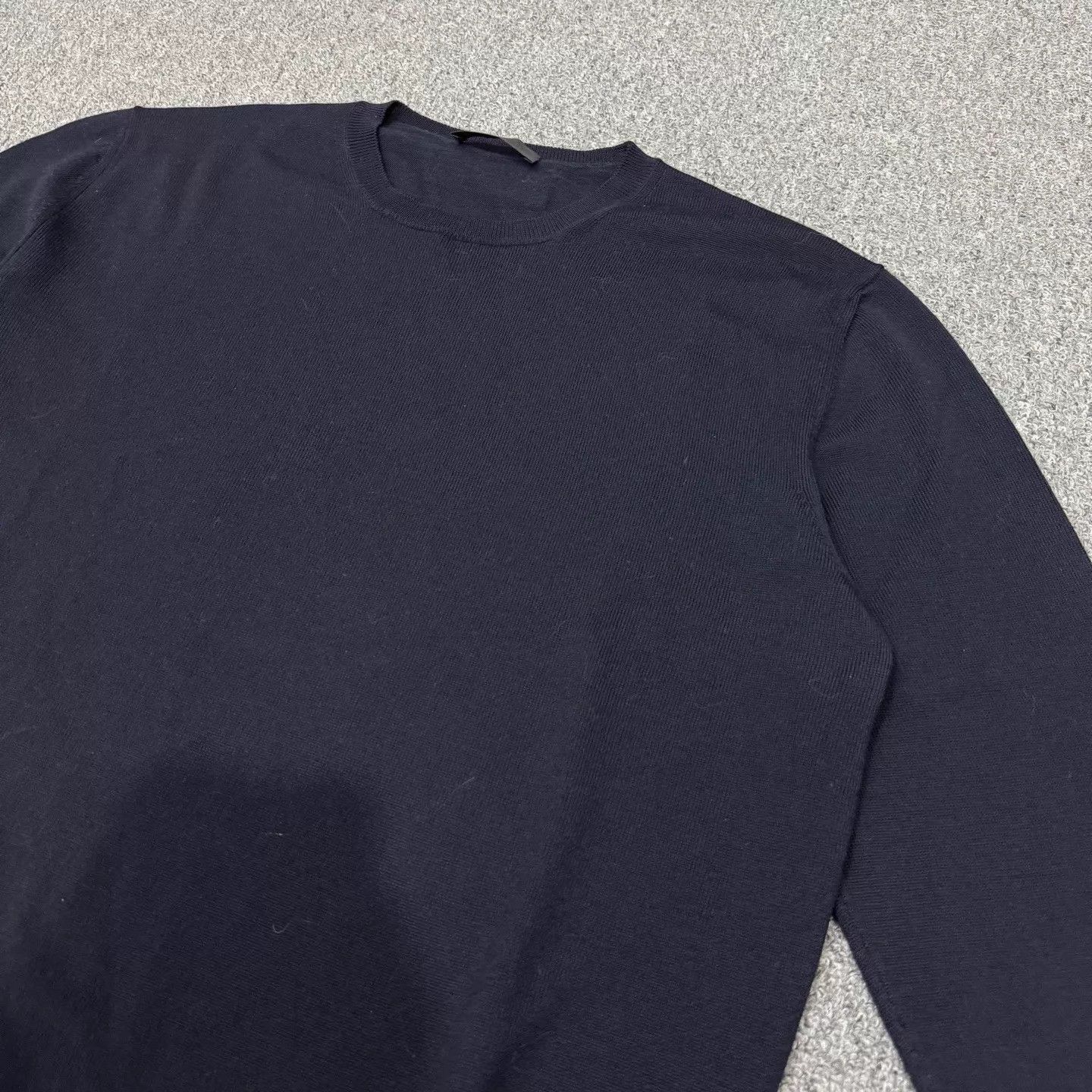 Prada Prada Navy Blue Back Logo Wool Sweater 52 99 New Size US L / EU 52-54 / 3 - 3 Thumbnail