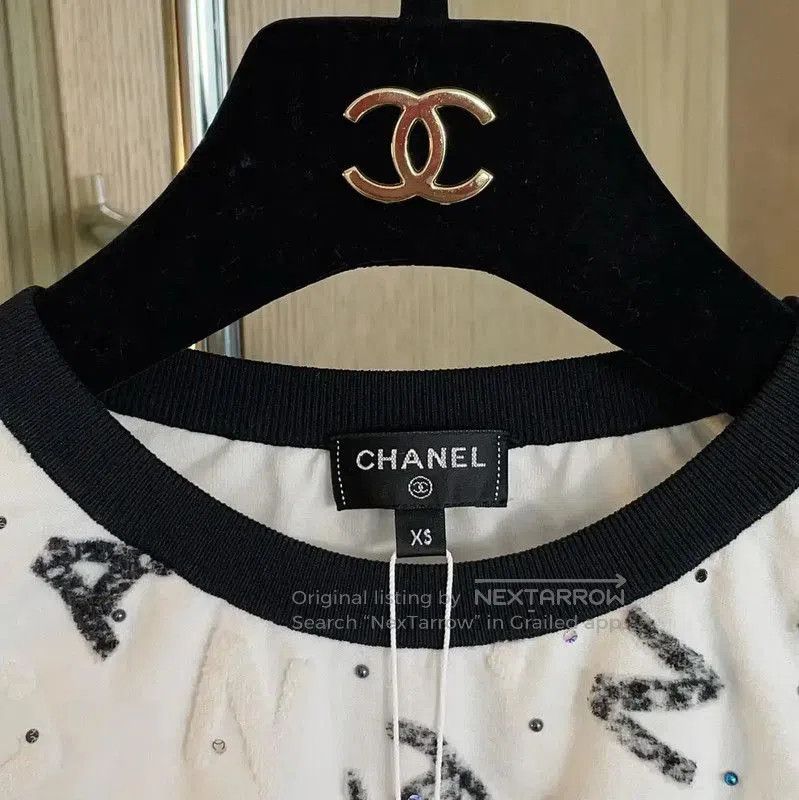 Chanel Chanel White Sequin Sleeveless Cropped Top . Size XS / US 0-2 / IT 36-38 - 7 Thumbnail