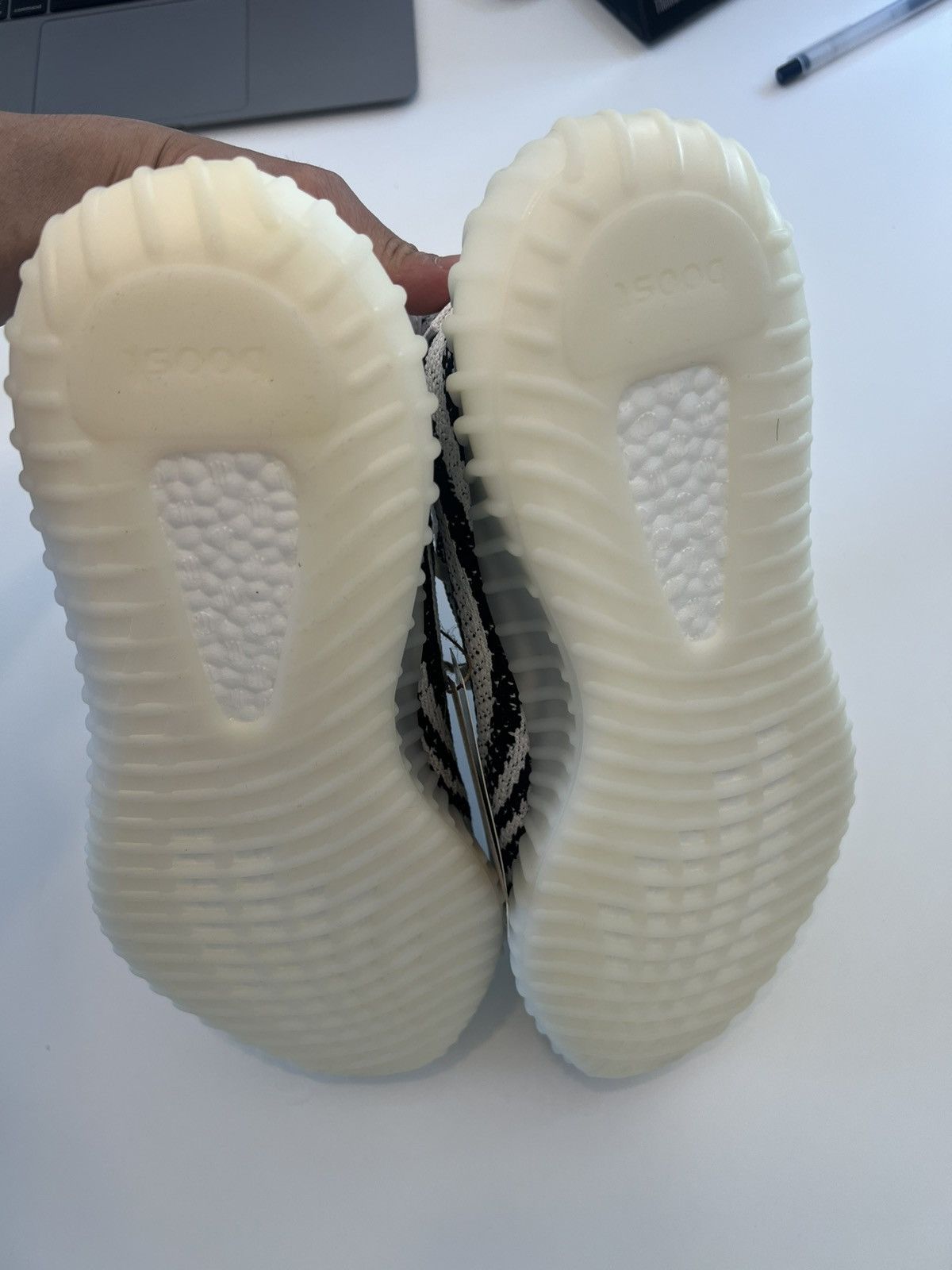 Adidas DS Yeezy Boost 350 V2 Zebra CP9654 - Size 10.5 Size US 10.5 / EU 43-44 - 5 Thumbnail