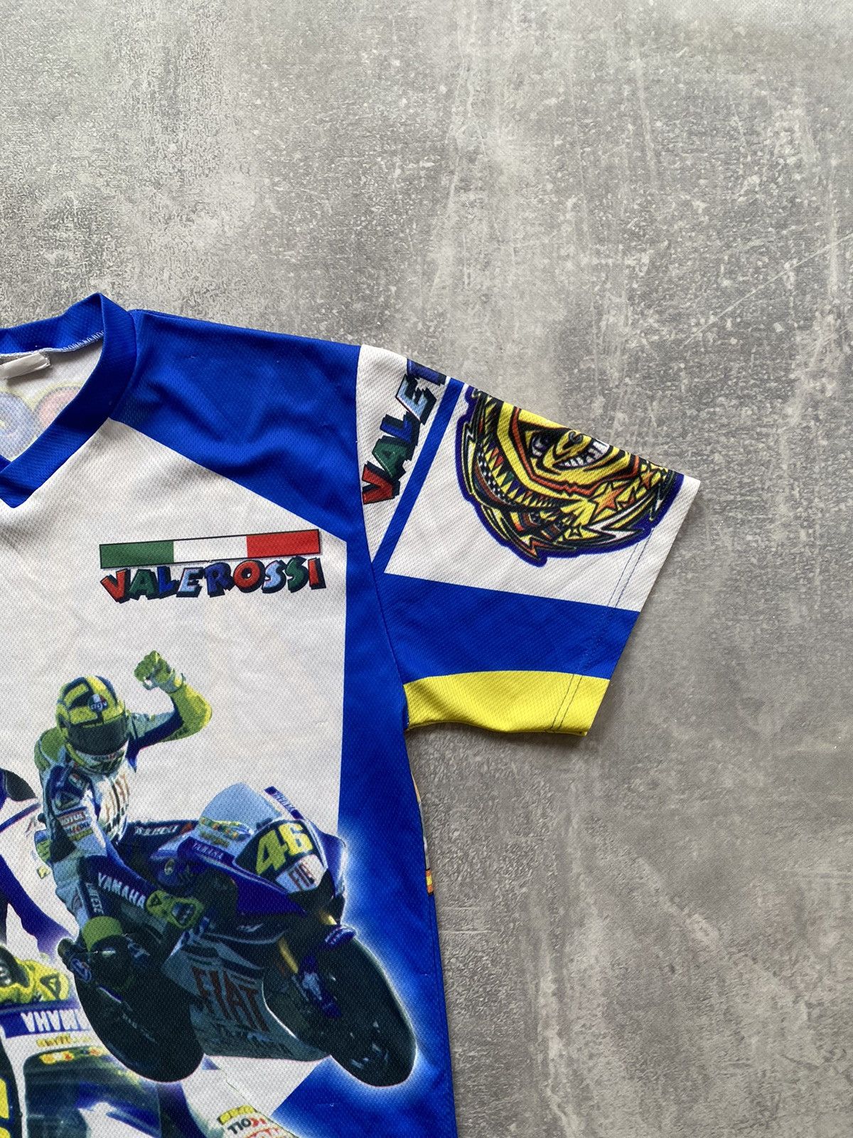 Vintage Vintage 90s Valentino Rossi The Doctor 46 Racing T-shirt Size US S / EU 44-46 / 1 - 7 Thumbnail