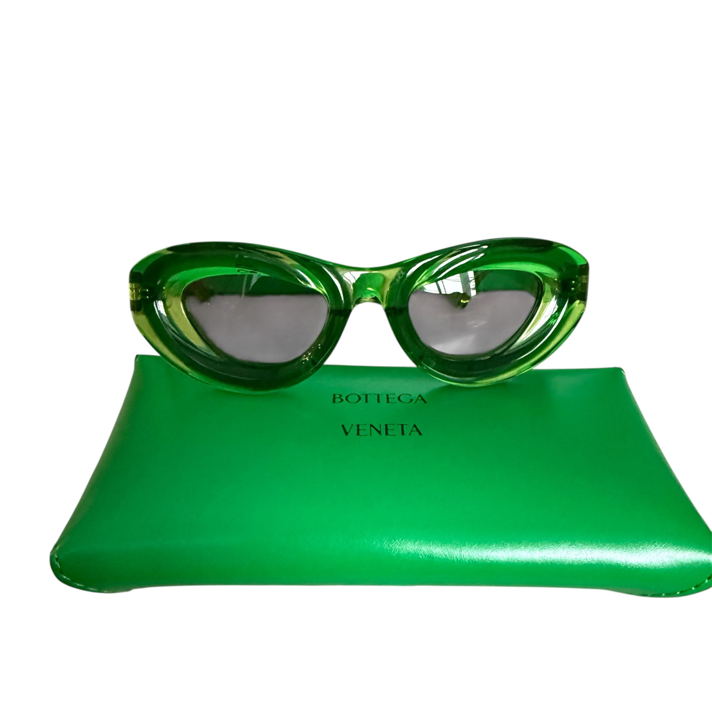 Bottega Veneta BOTTEGA VENETA Women's Green Cat Eye Sunglasses 703244 Size ONE SIZE - 4 Thumbnail