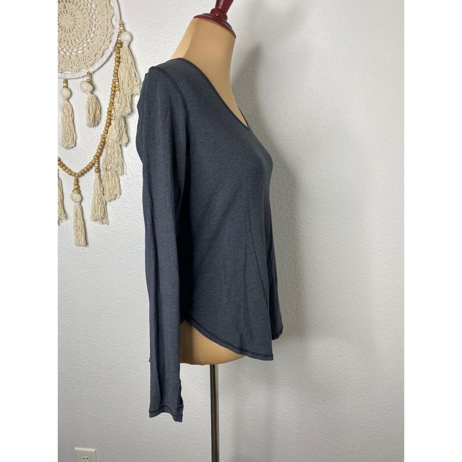 Lululemon Lululemon long sleeve Size M / US 6-8 / IT 42-44 - 5 Thumbnail