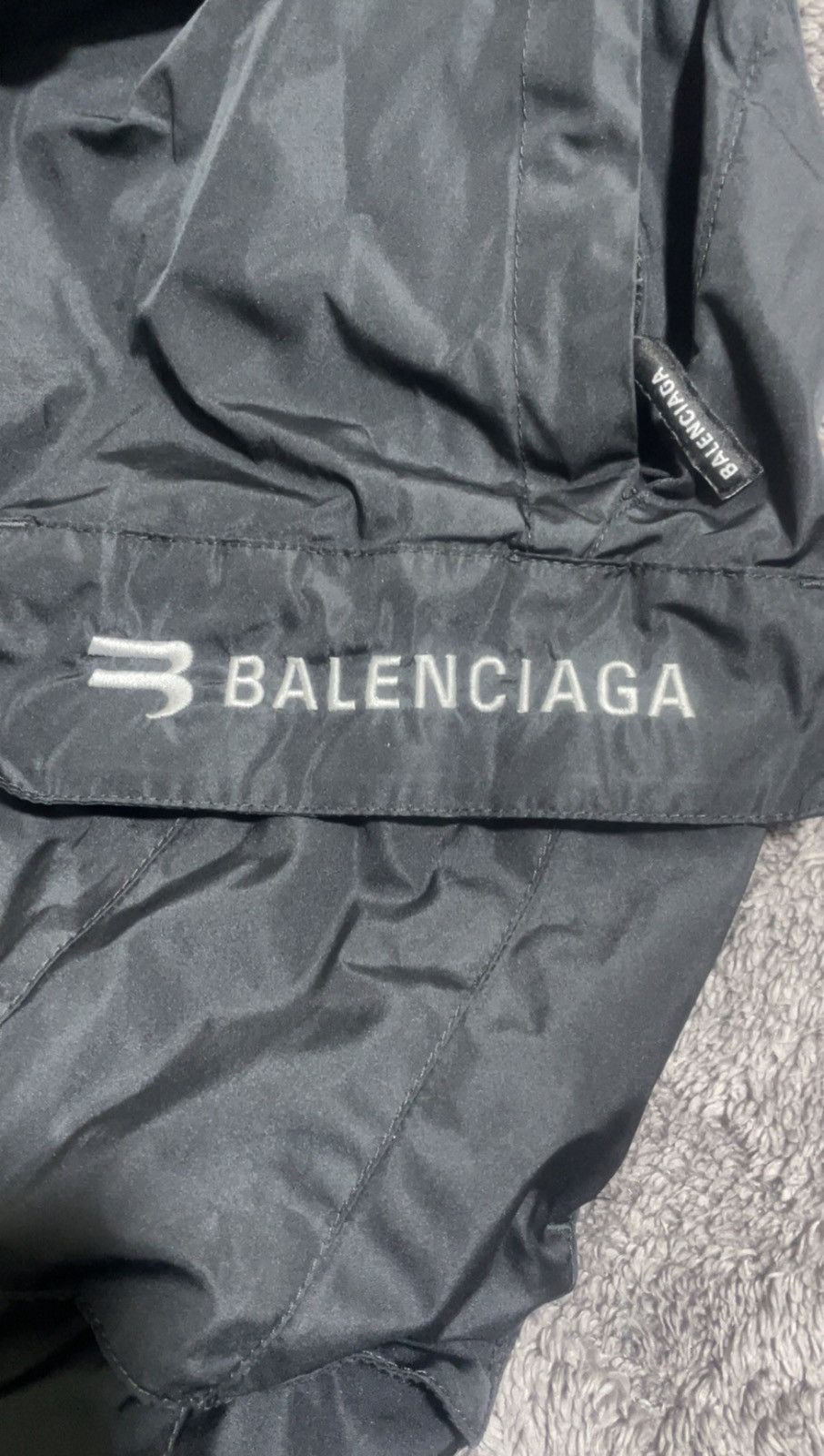 Balenciaga Balenciaga Technical Baggy Cargo Pants Size US 28 / EU 44 - 9 Thumbnail