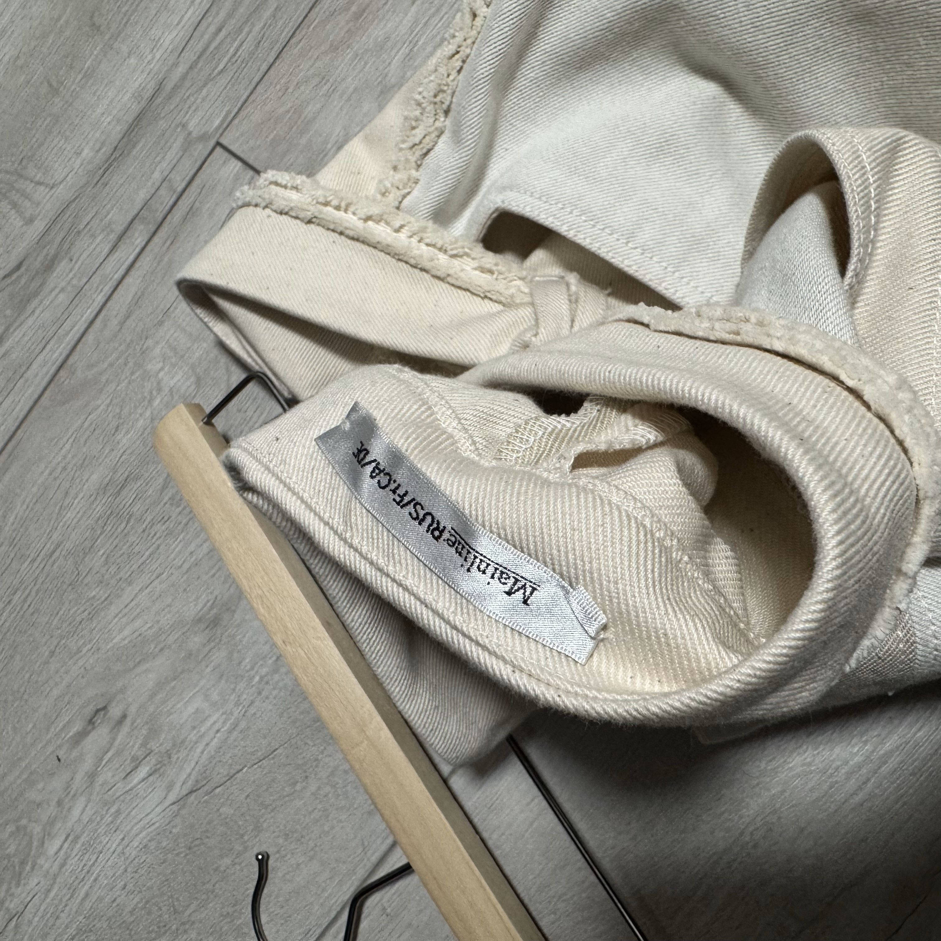 Mainline:RUS/Fr.CA/DE SS23 EREN beige two-toned distressed piping denim trousers. Size US 30 / EU 46 - 4 Thumbnail