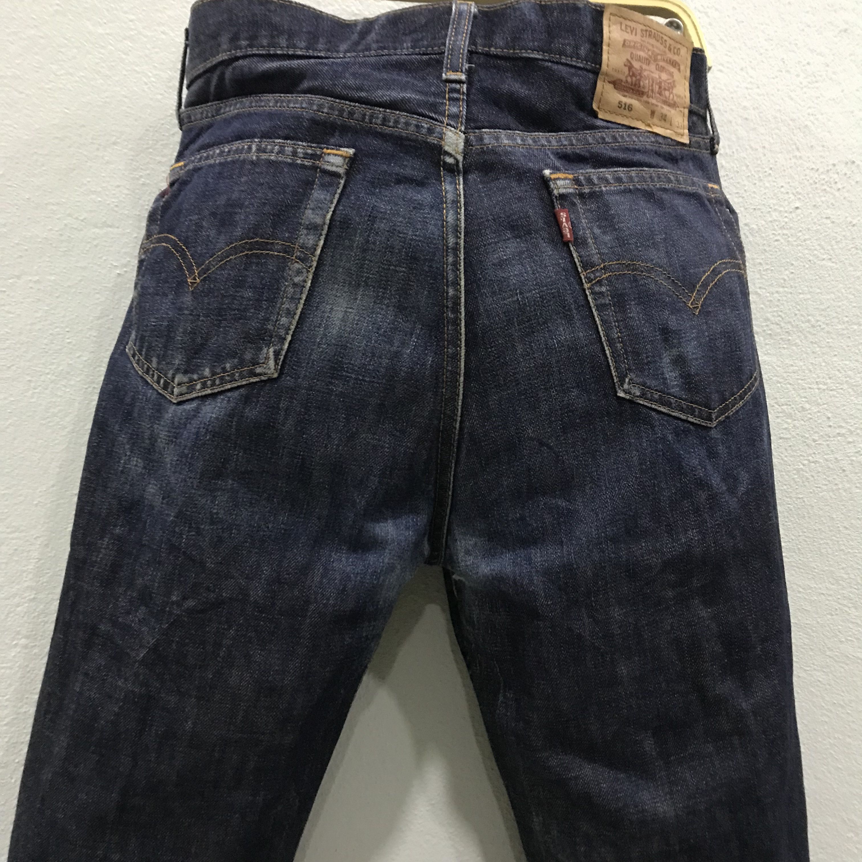 Levi's Vintage 90s Levi’s 516 Denim Blue Dark Wash Bootcut Jeans Size US 34 / EU 50 - 12 Thumbnail