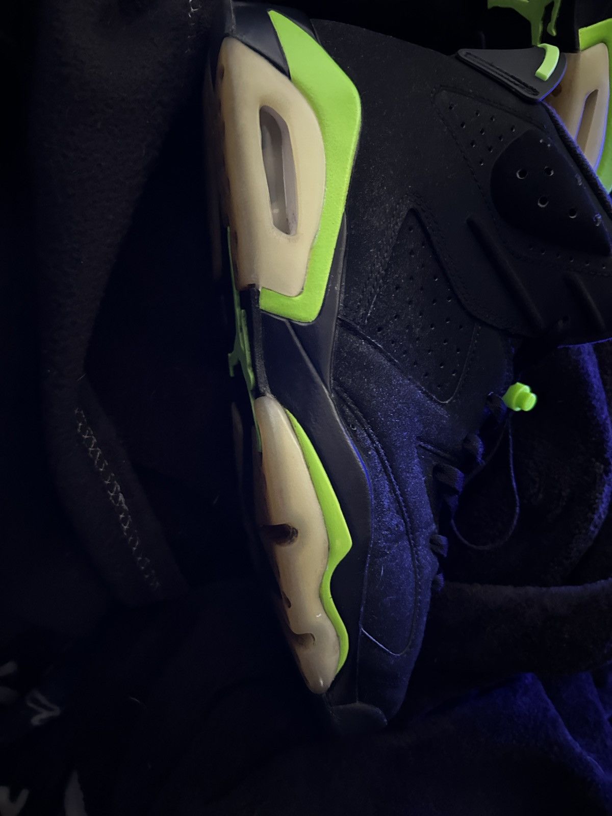 Jordan Brand Jordan’s 6 electric green Size US 11 / EU 44 - 2 Thumbnail