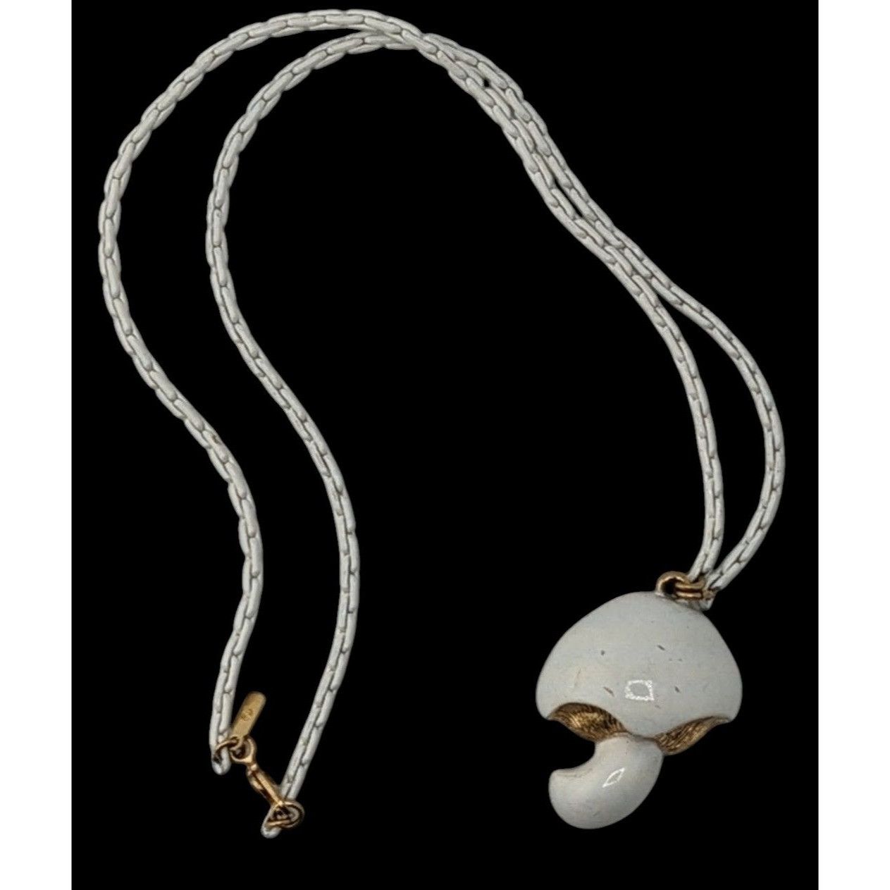 Monet Vintage Monet Cottagecore Mushroom White And Gold Pendant Ne Size ONE SIZE - 1 Thumbnail