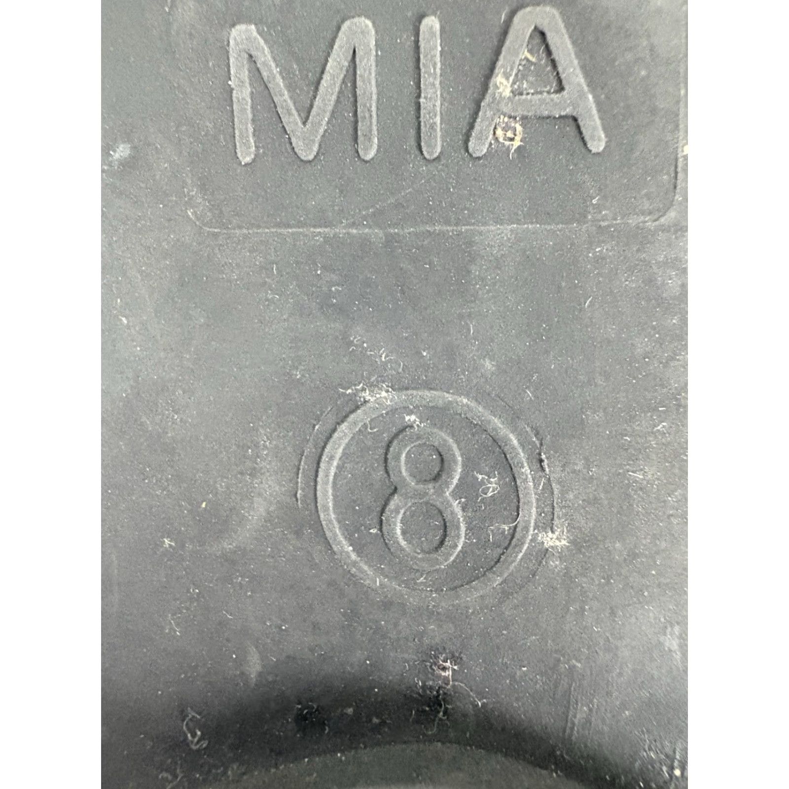 Vintage MIA Silver Leather Thong Flats Women Size 8M City, Casual, Party, Workwear Size US 8 / IT 38 - 8 Thumbnail