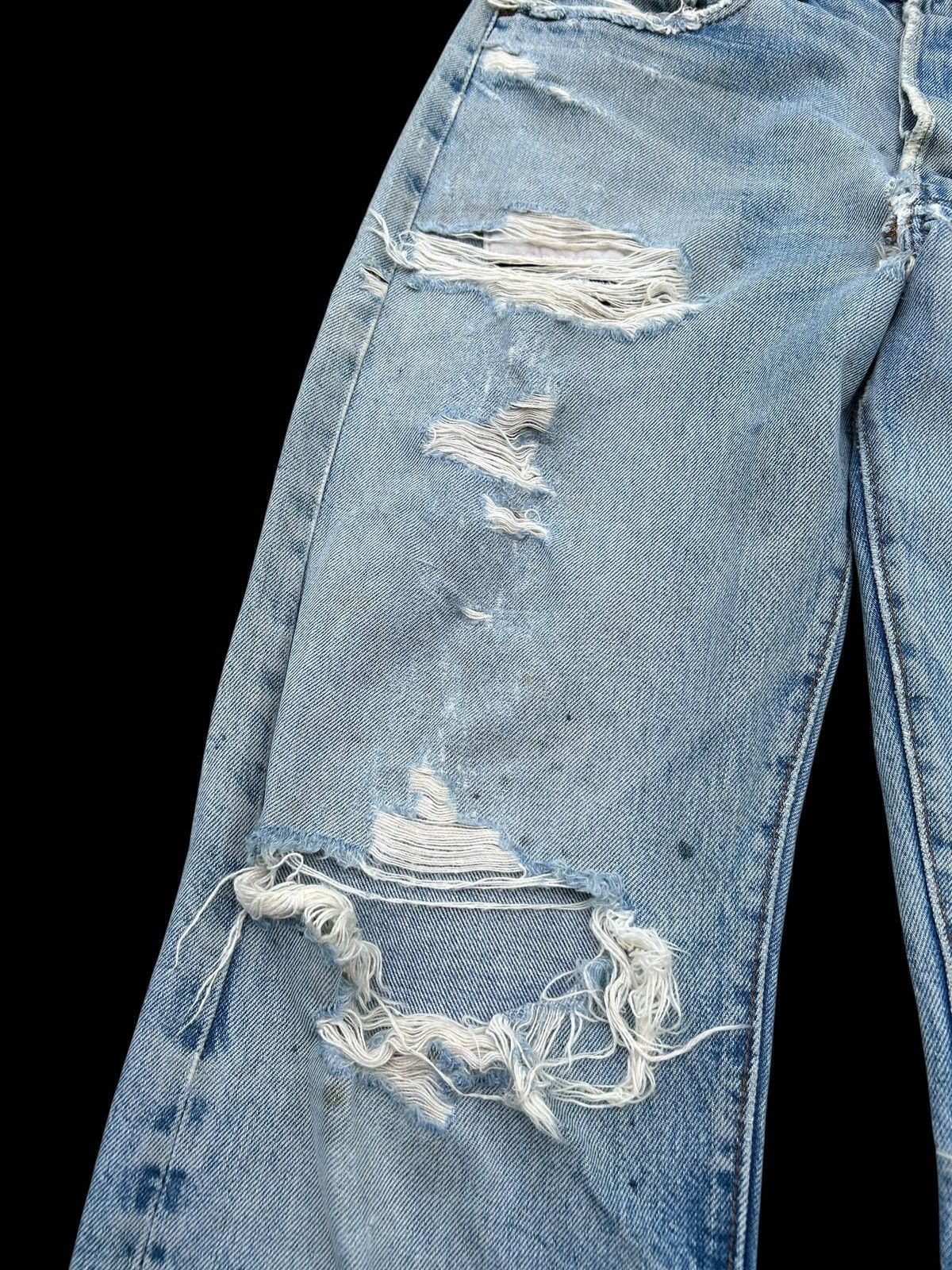 Levi's Vintage Clothing 80's THRASHED Levis 524 Selvedge Grunge Punk Denim Jeans Size US 28 / EU 44 - 9 Thumbnail