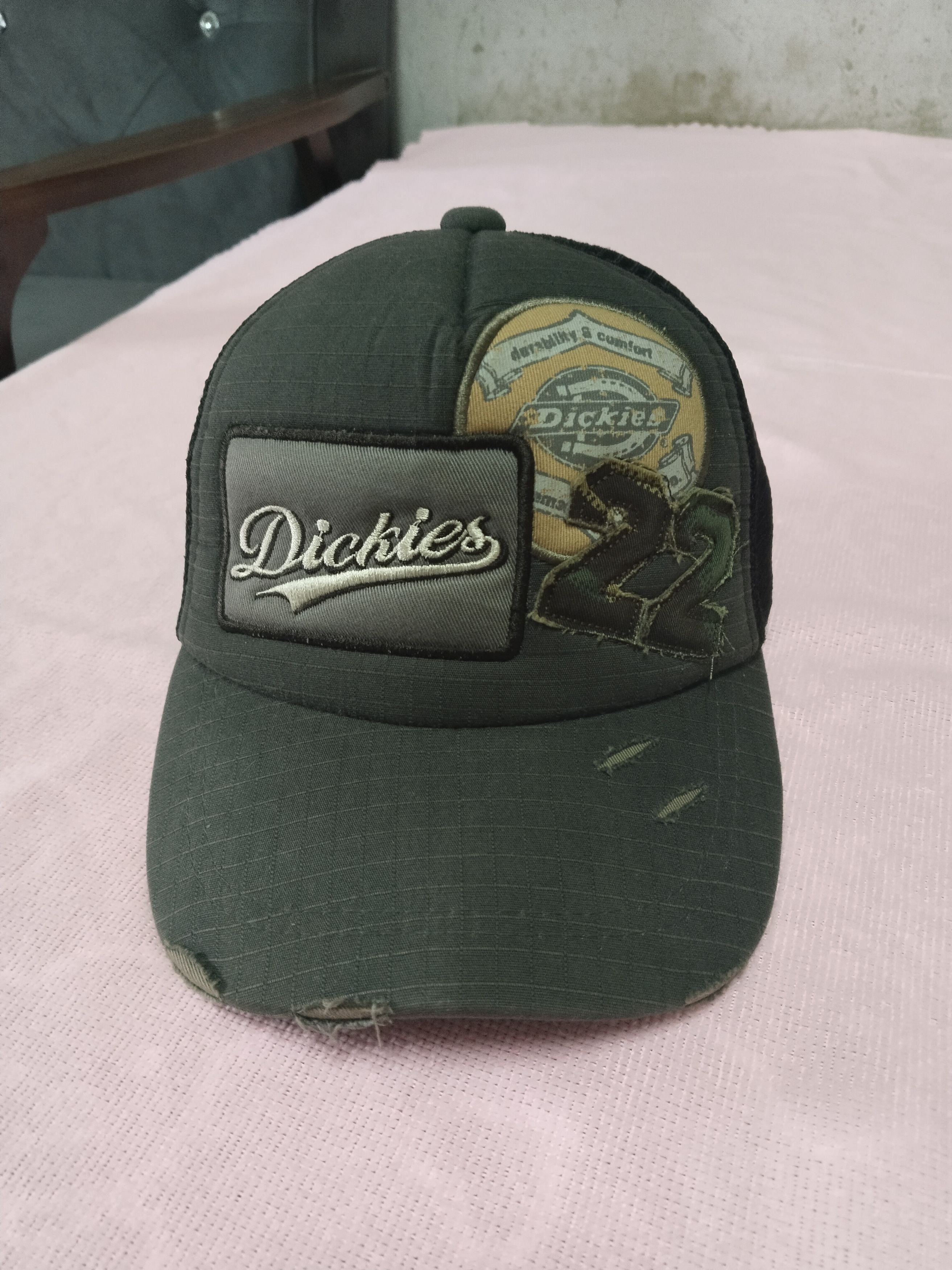 Dickies × Vintage VINTAGE DICKIES DISTRESSED& PATCHES TRUCKER CAP Size ONE SIZE - 1 Thumbnail