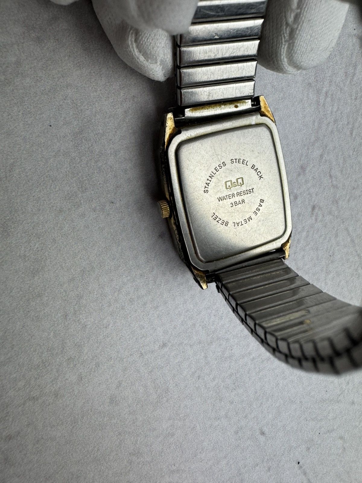 Vintage Q&Q Japanese Style Watch Vintage Size ONE SIZE - 4 Thumbnail