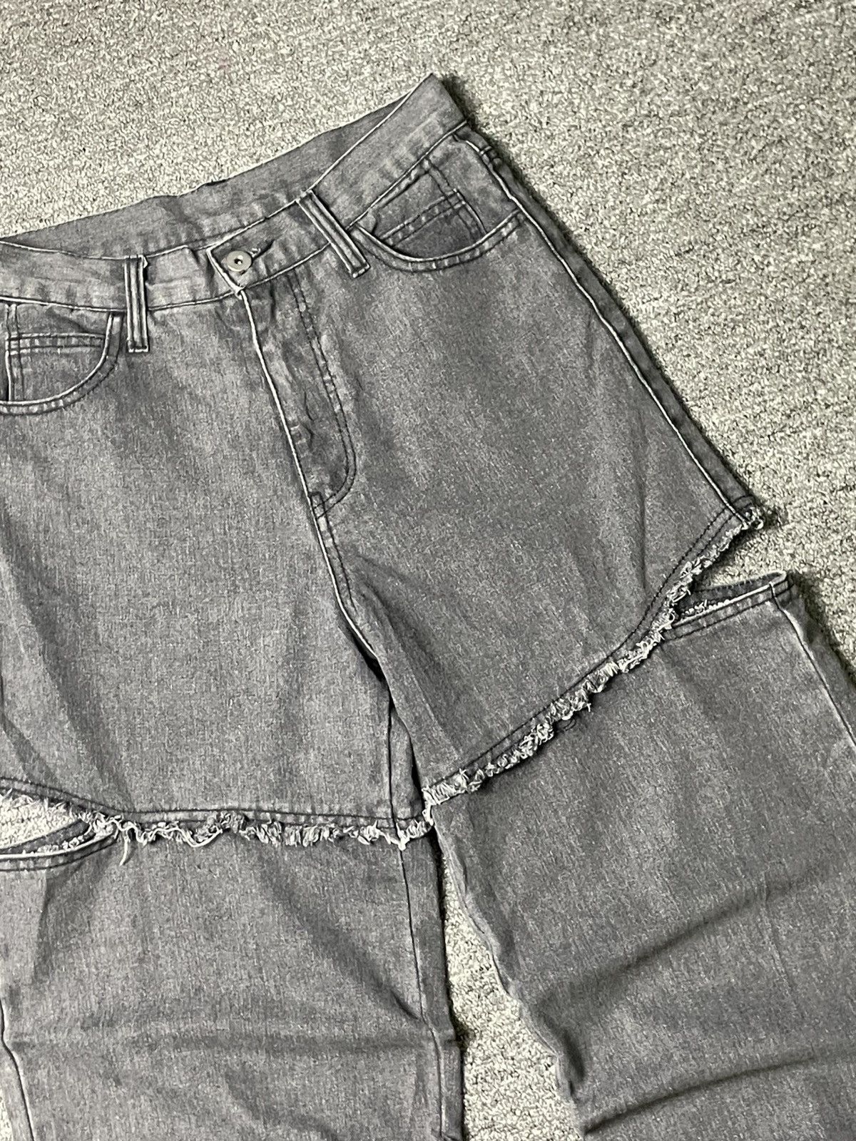 The Unbranded Brand ADD Colour Brand Cut-Out Wide Leg Jeans (62) Size 26" / US 2 / IT 38 - 2 Thumbnail