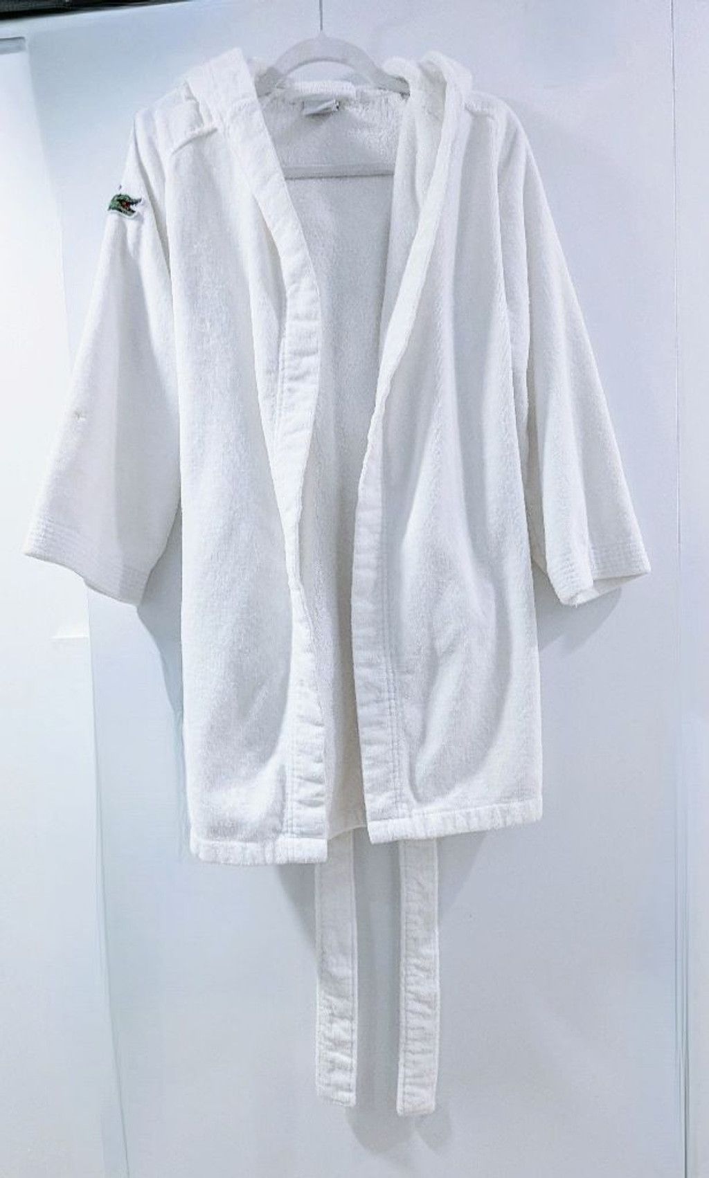 Lacoste Lacoste White Hooded Short Robe with Iconic Alligator Size ONE SIZE - 4 Thumbnail