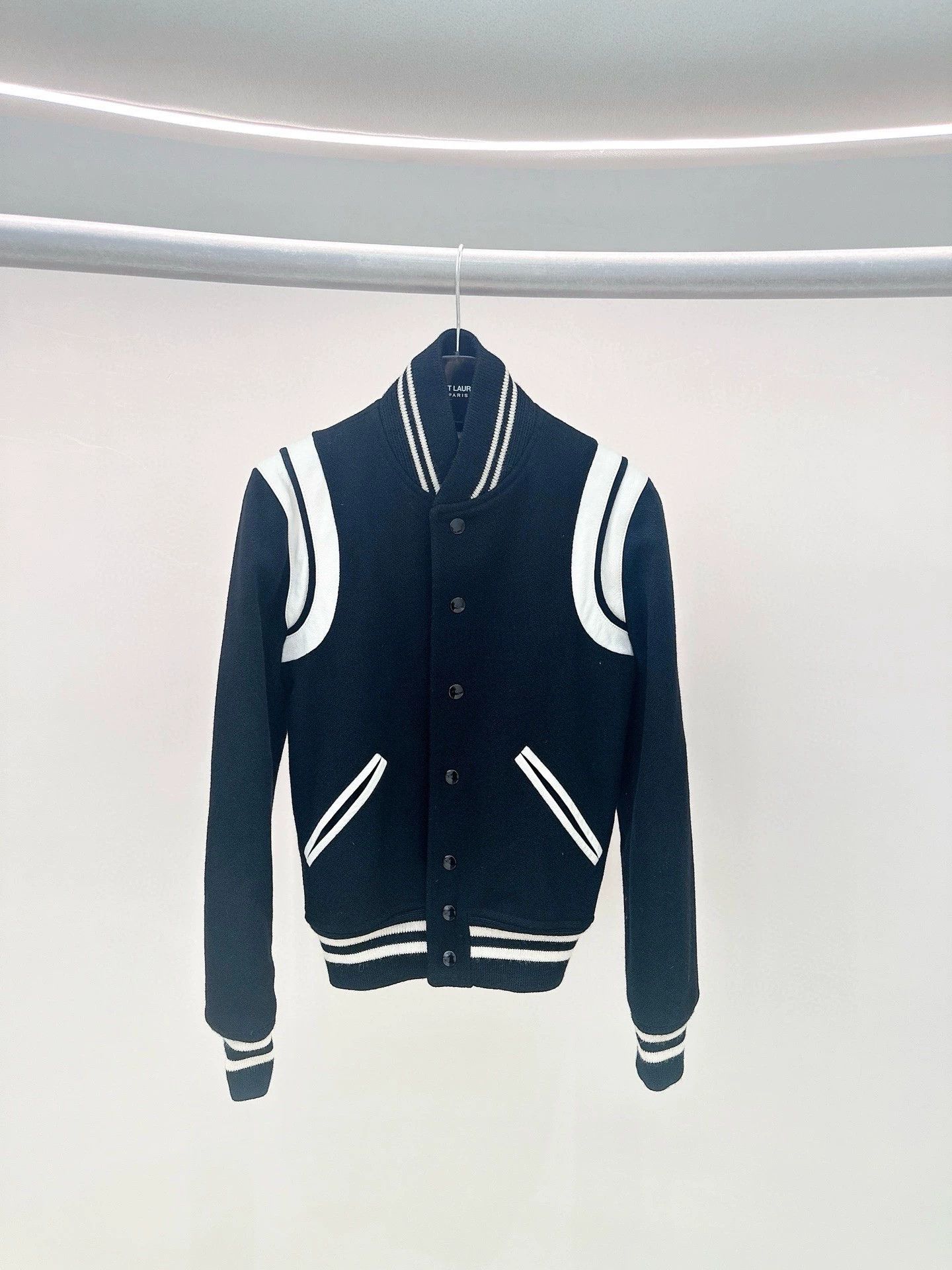 Saint Laurent Paris Saint Laurent Paris Black and white baseball jersey Size US XS / EU 42 / 0 - 1 Thumbnail