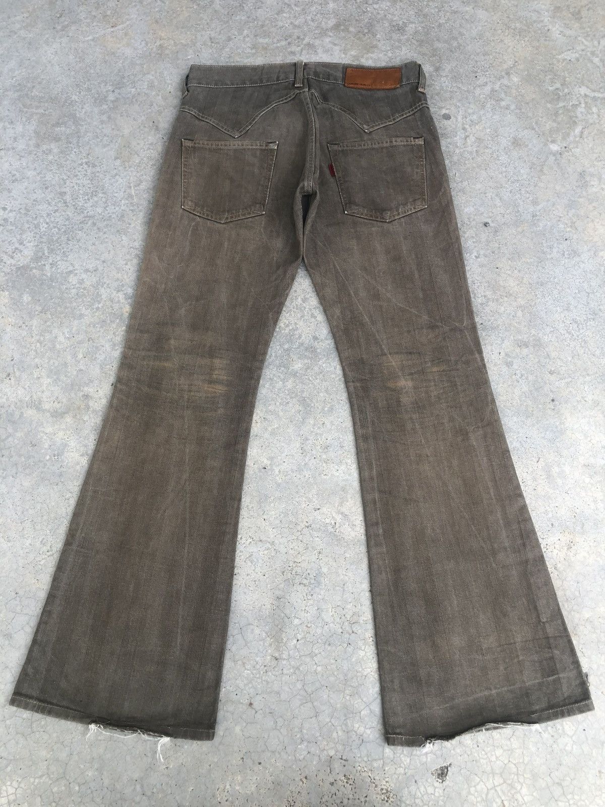 Who Decides War Edwin Flared Jeans Mudwash Distressed Jeans Size US 30 / EU 46 - 2 Thumbnail