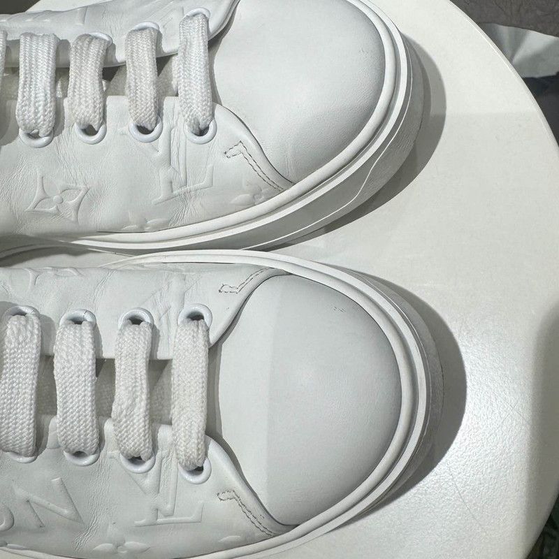 Louis Vuitton Louis Vuitton White Leather Low-Top Sneakers - Size US 8 / IT 38 - 8 Thumbnail