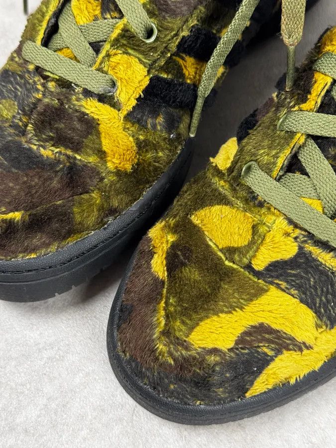 Adidas FW2013 Adidas x Jeremy Scott Khaki Plush Camo Bear Sneakers Size US 9 / EU 42 - 9 Thumbnail