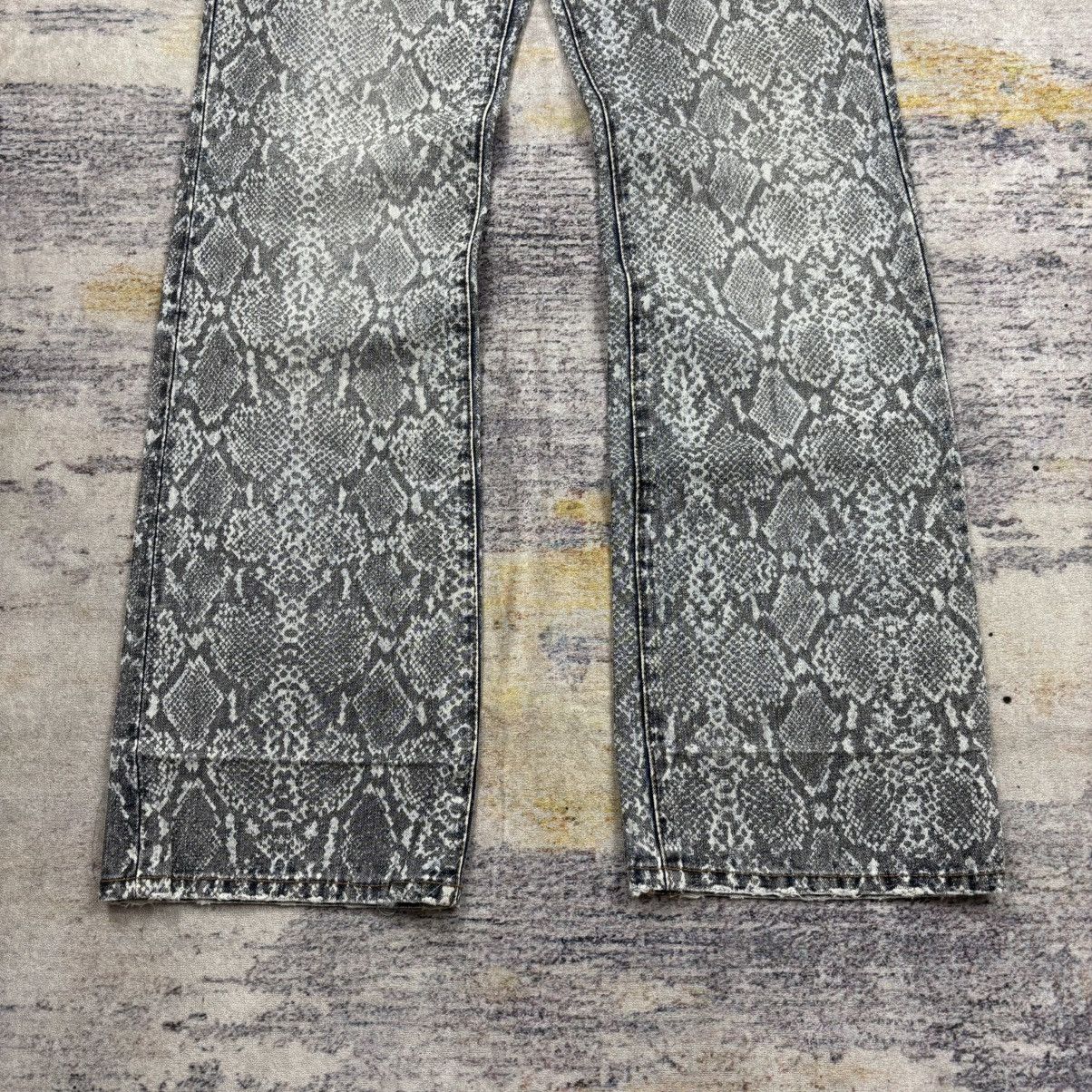 PPFM Ppfm Snake skin print flared / bootcut denim pants Size US 32 / EU 48 - 3 Thumbnail