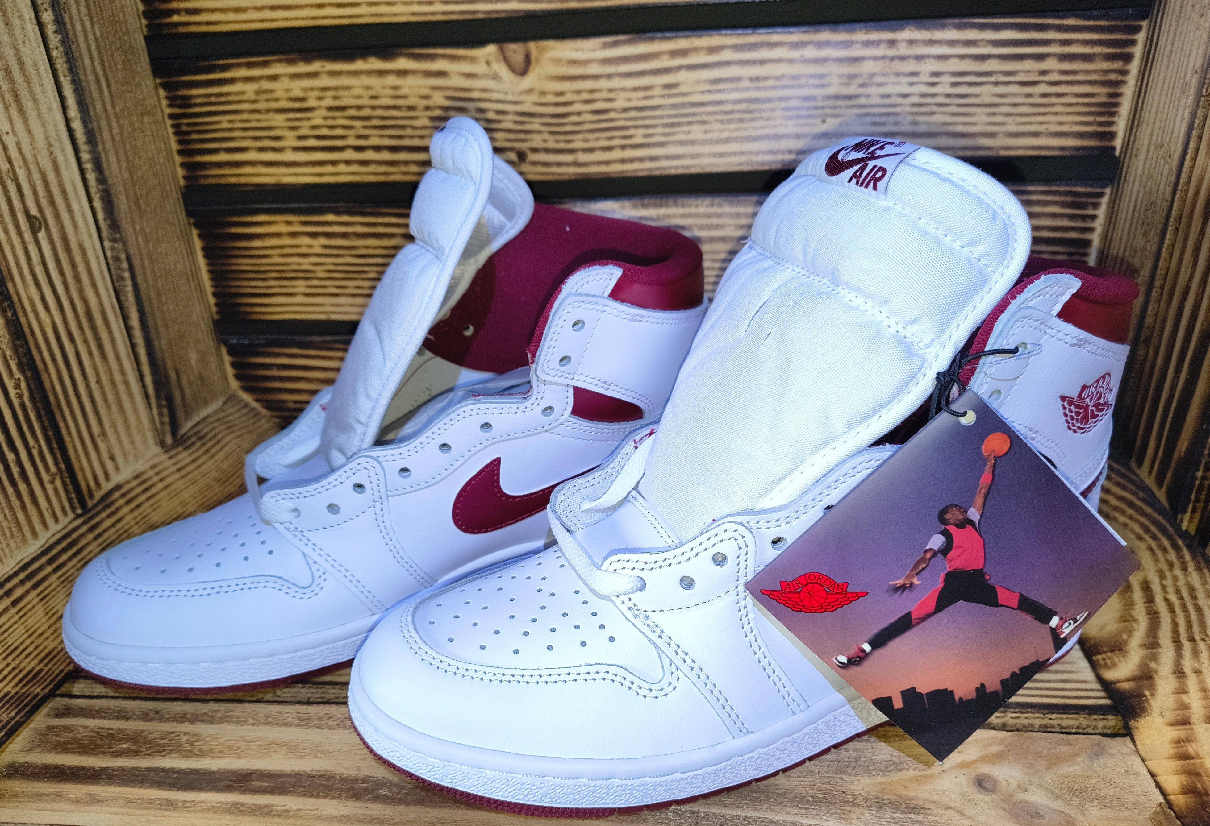 Nike Air Jordan 1 High '85 "Metallic Burgundy" Brand New Size US 9 / EU 42 - 6 Thumbnail