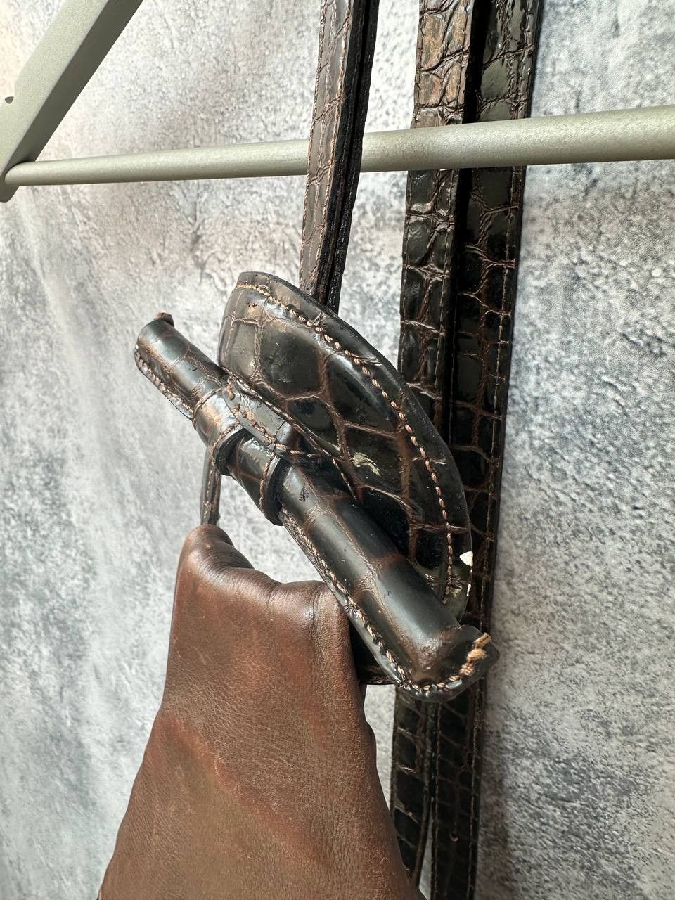 Leather × Russell & Bromley × Vintage Russell & Bromley Vintage Leather Sling Bag Croc Embossed Size ONE SIZE - 9 Thumbnail