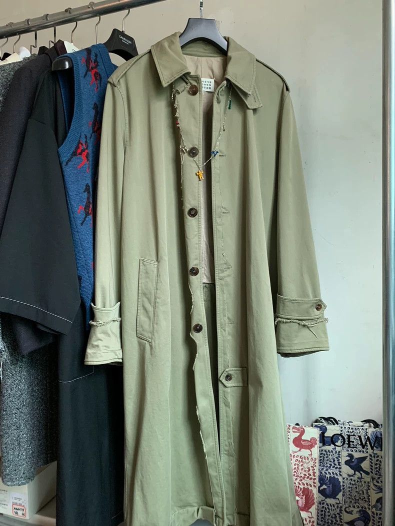 美品 Maison Margiela Punch Hole Long Coat Maison Margiela Margiela show piece oversized punched holes