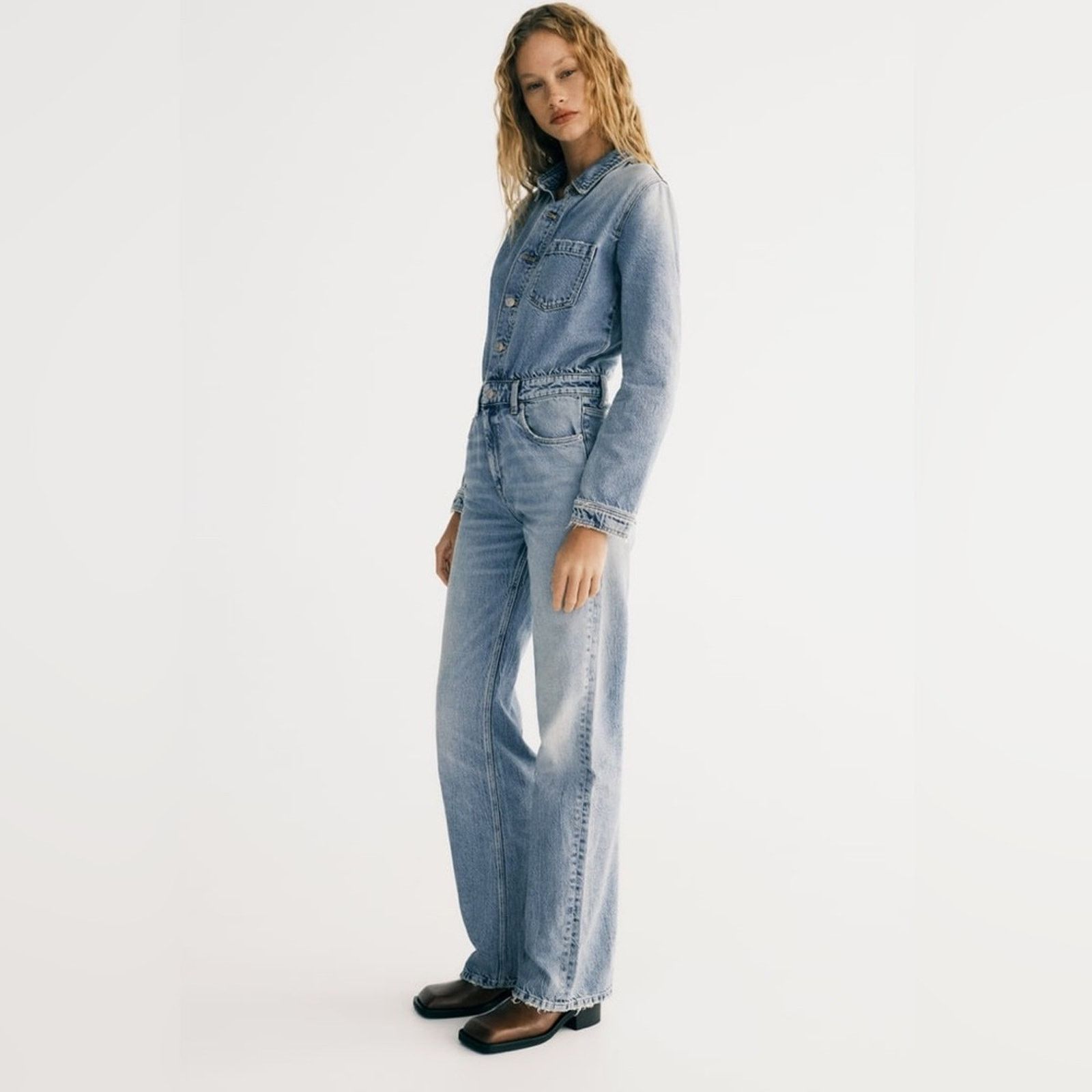 Zara ZARA BLOGGER FAVORITE TRF LONG DENIM JUMPSUIT Size 28" / US 6 / IT 42 - 8 Thumbnail