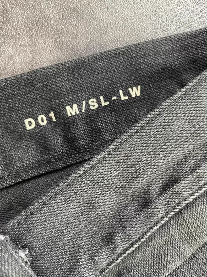 Saint Laurent Paris Saint Laurent Paris Black and Grey Faded Patch Destroyed D Size US 33 - 8 Thumbnail