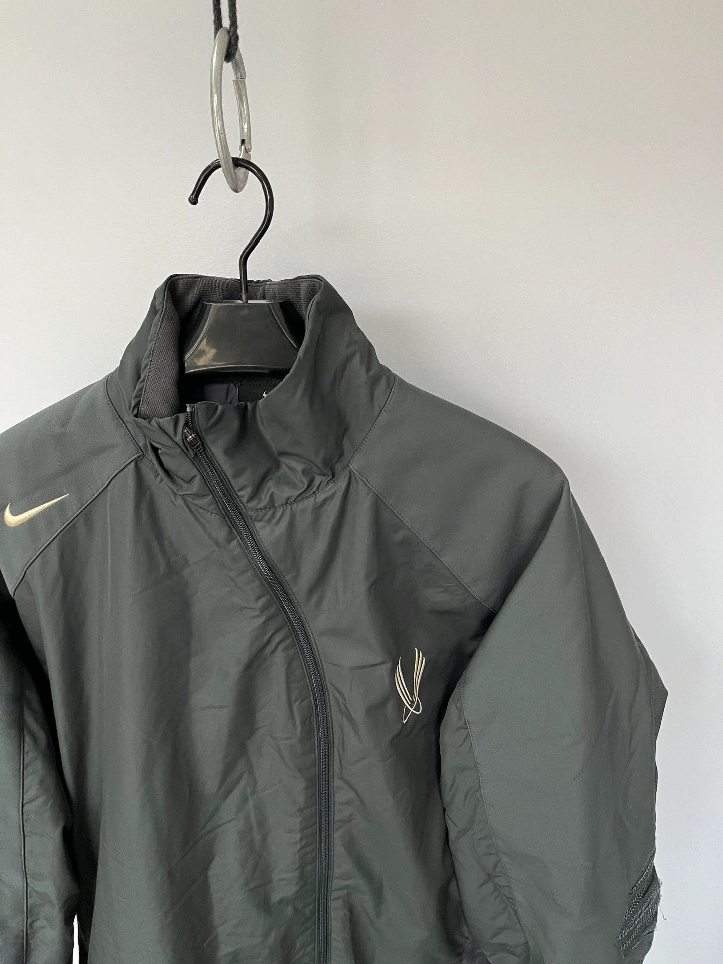 Nike Nike Archive Jacket 10s Finger-Loop Curved Zipper Size US L / EU 52-54 / 3 - 4 Thumbnail