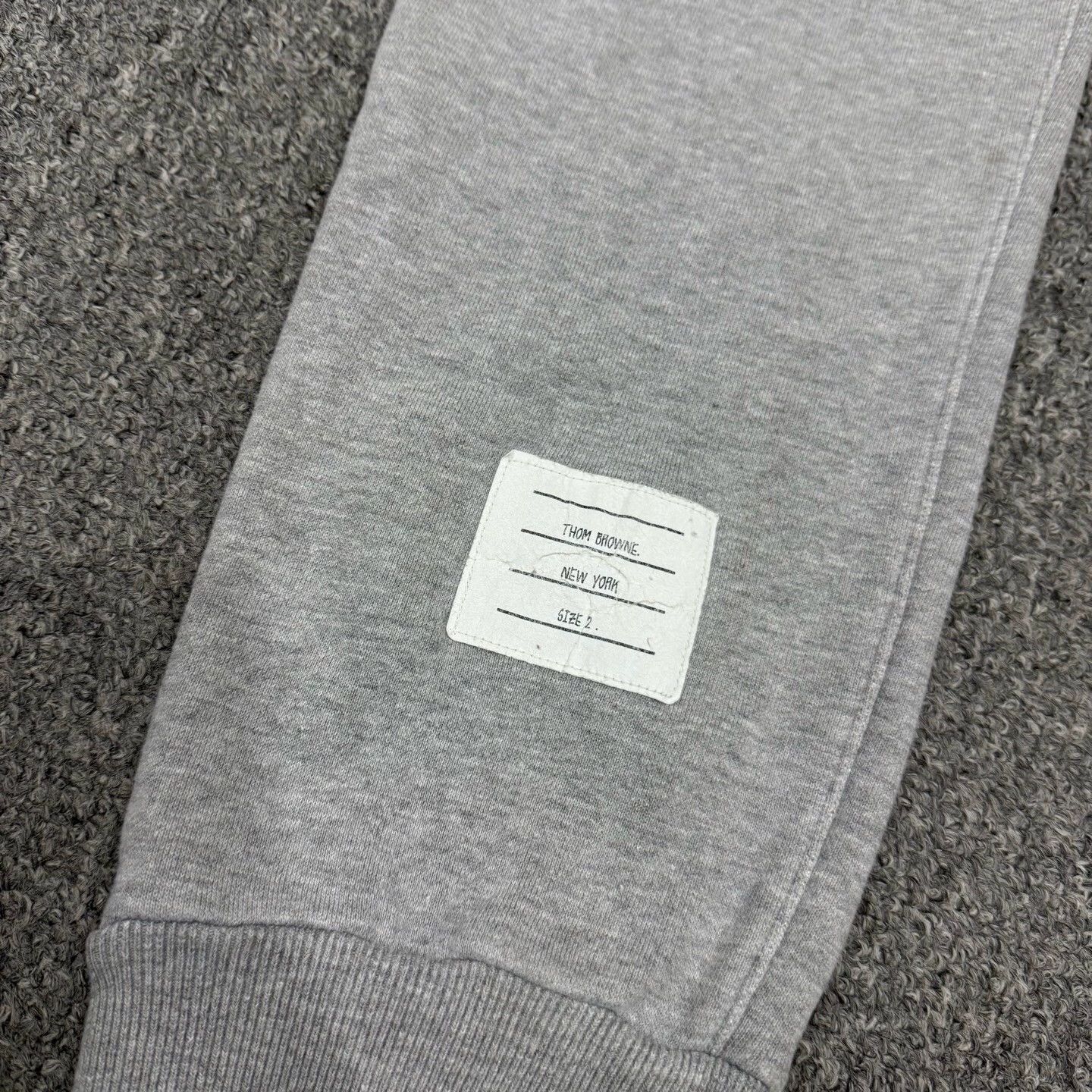 Thom Browne Thom Browne TB Gray 4-Stripe Pants 2 9/10 Size US 36 / EU 52 - 3 Thumbnail