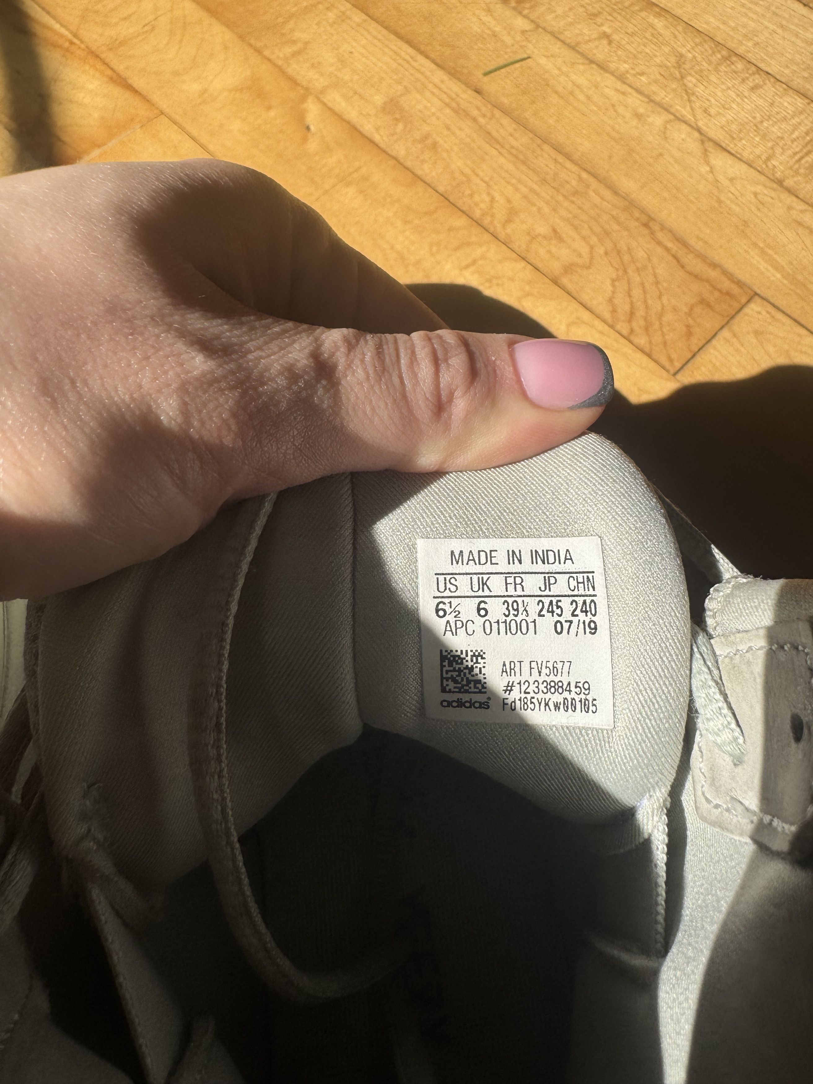 Adidas × Yeezy Adidas Yeezy Desert Boot Salt Size US 6.5 / IT 36.5 - 7 Thumbnail