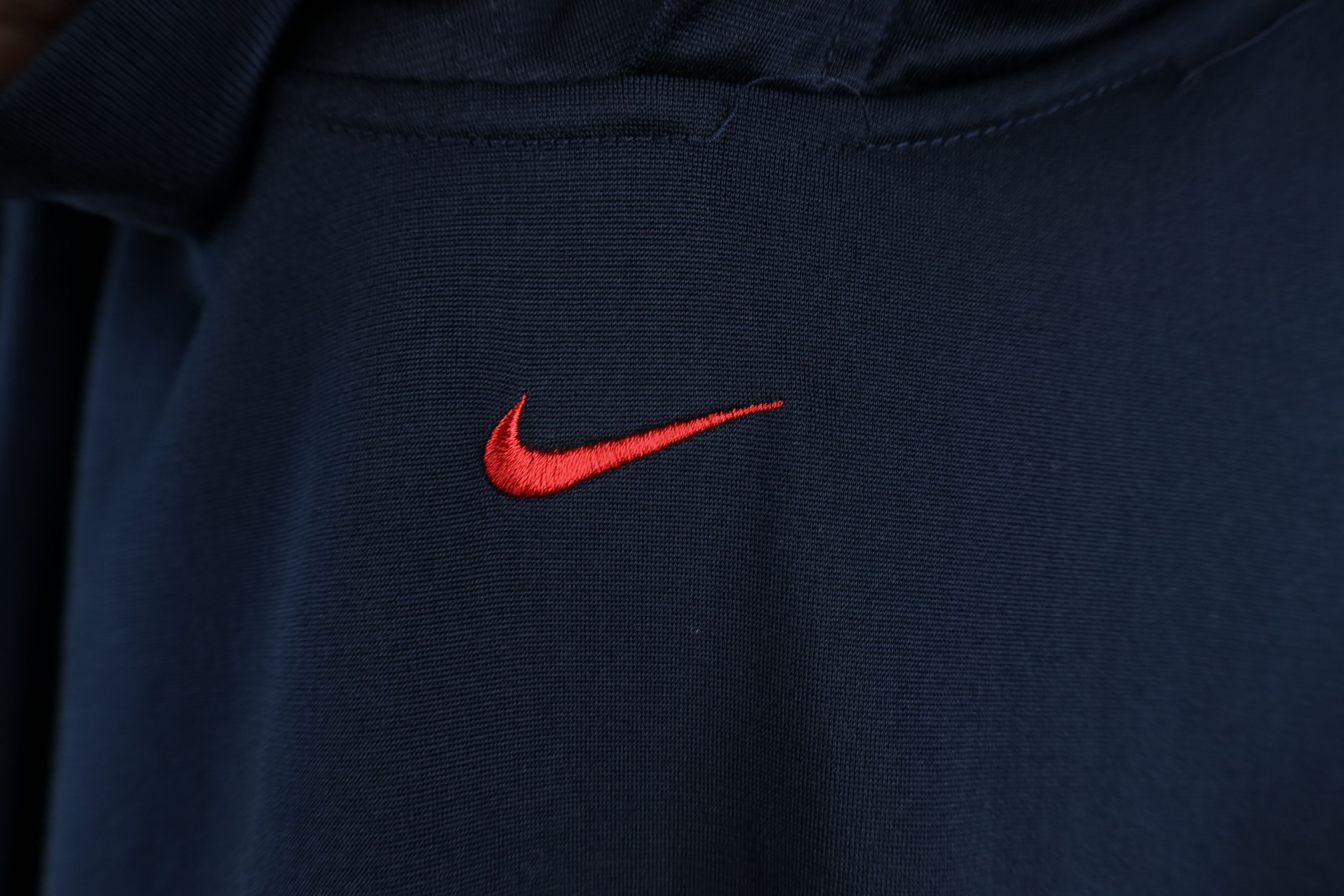 Nike × Vintage Vintage Y2K Nike Basketball Center Swoosh Striped Hoodie Size US L / EU 52-54 / 3 - 5 Thumbnail