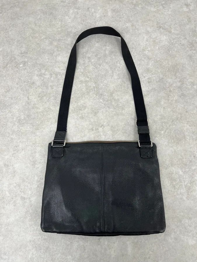 Dolce & Gabbana 2000s Dolce & Gabbana Black Leather Shoulder Bag Size ONE SIZE - 6 Thumbnail