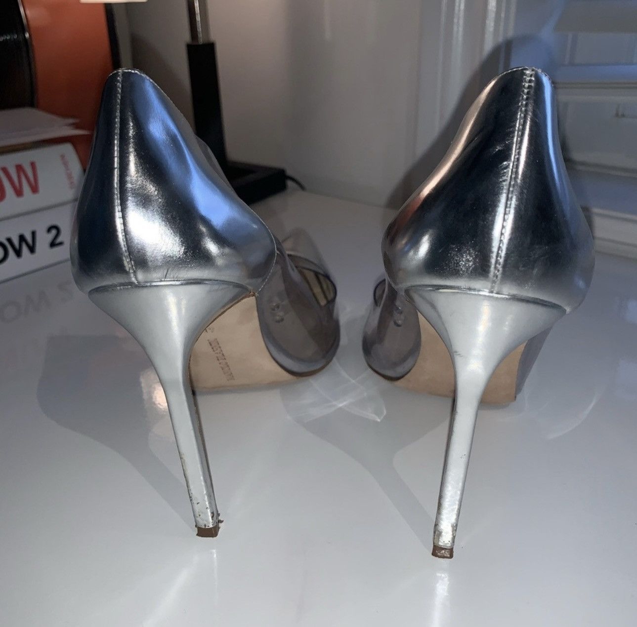 Manolo Blahnik MANOLO BLAHNIK Pacha Pump in clear Pvc and silver captoe Size US 10 / IT 40 - 8 Thumbnail